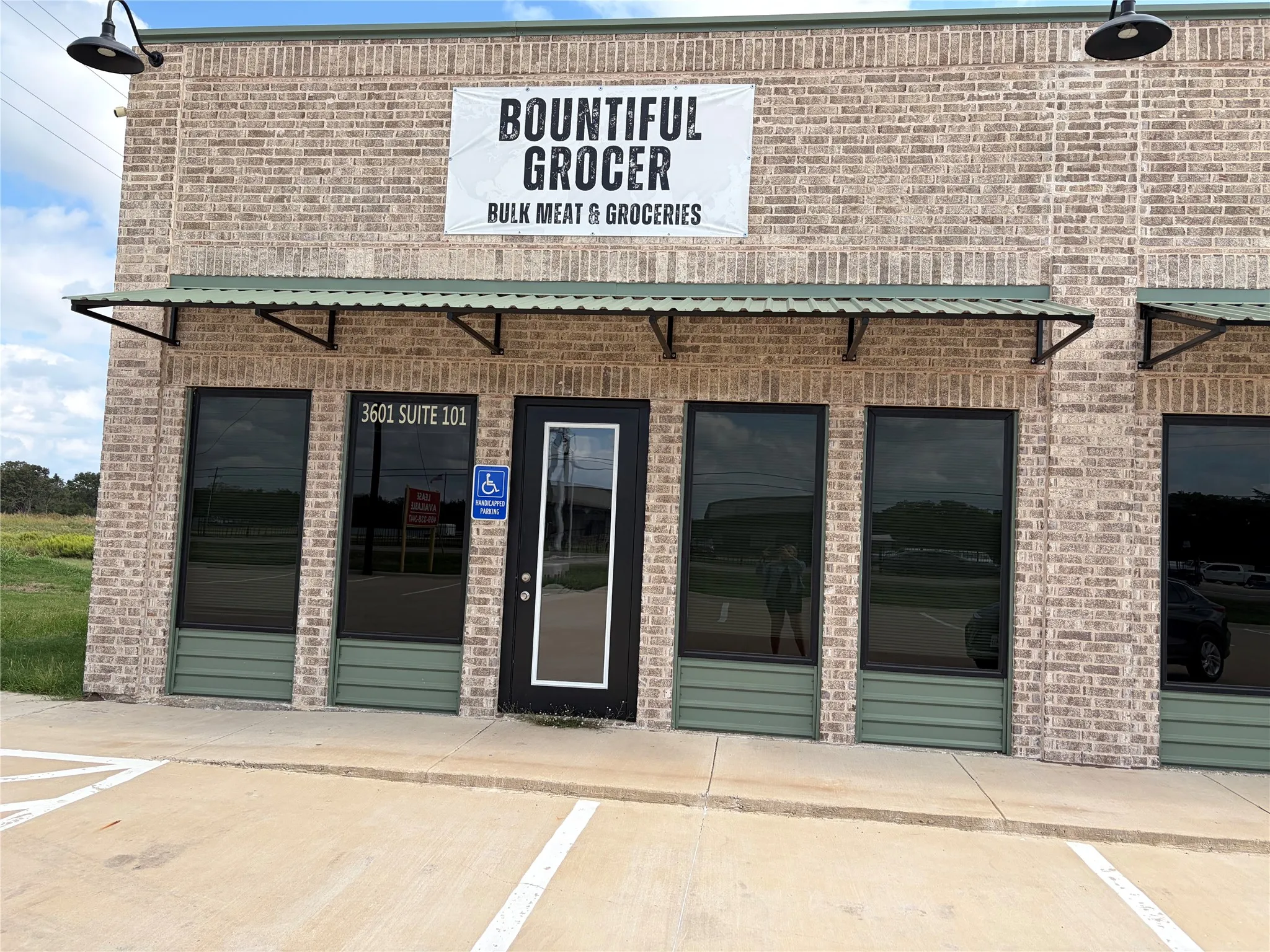 Office For Rent in Hunt County , 3601 HIGHWAY 34 101, Greenville, Texas 75402, 0, 0, Garage spaces, 0 Sqft, built in 2024, mls#21411437, Real Estate Agent in Greenville, Homes For Rent in Hunt county, Homes For Rent in Greenville, Realtor in Greenville Texas, Real Estate Brokerage Independent Realty Texas, Luminita Cordes Realtor