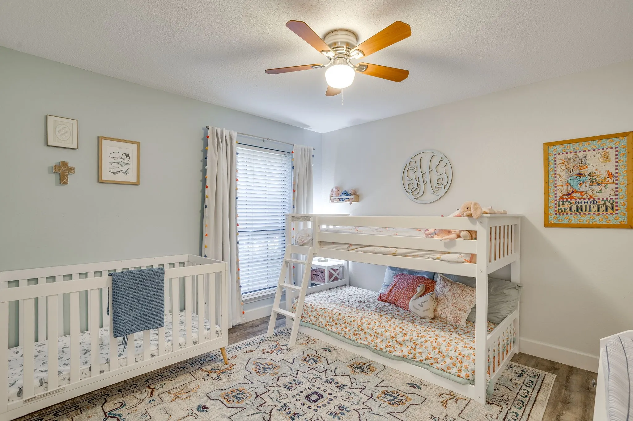 Single Family Residence For Sale in Tarrant County , 6015 Kenilworth Drive, Arlington, Texas 76001, 3 Bedroom, 2 Bathroom, 2 Garage spaces, 1,862 Sqft, built in 1985, mls#21411335, Real Estate Agent in Arlington, Homes For Sale in Tarrant county, Homes For Sale in Arlington, Realtor in Arlington Texas, Real Estate Brokerage Independent Realty Texas, Luminita Cordes Realtor