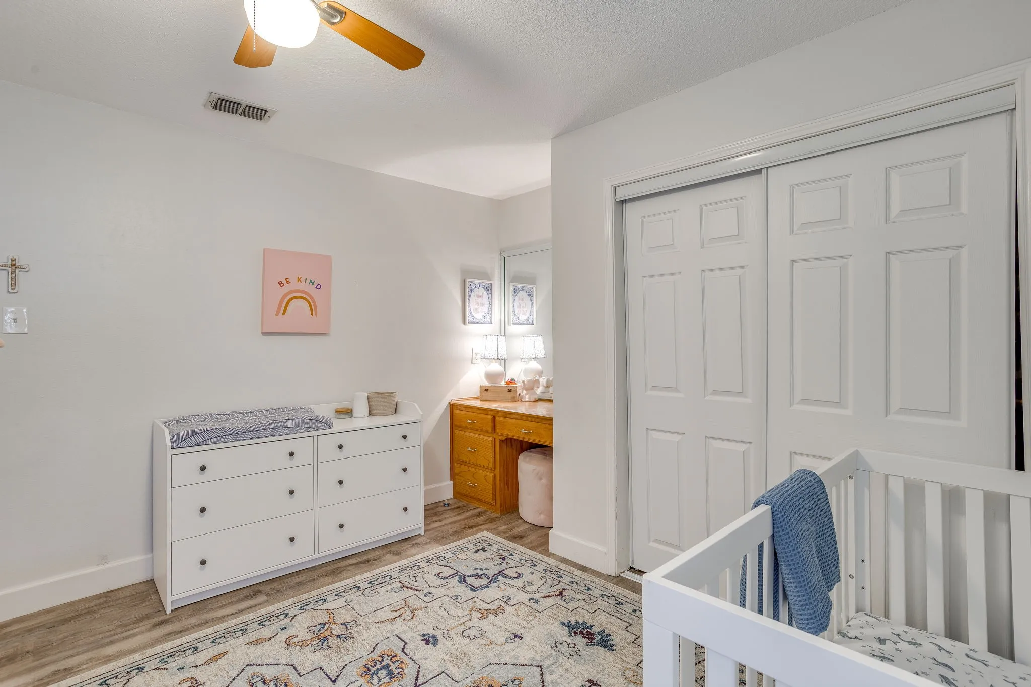 Single Family Residence For Sale in Tarrant County , 6015 Kenilworth Drive, Arlington, Texas 76001, 3 Bedroom, 2 Bathroom, 2 Garage spaces, 1,862 Sqft, built in 1985, mls#21411335, Real Estate Agent in Arlington, Homes For Sale in Tarrant county, Homes For Sale in Arlington, Realtor in Arlington Texas, Real Estate Brokerage Independent Realty Texas, Luminita Cordes Realtor