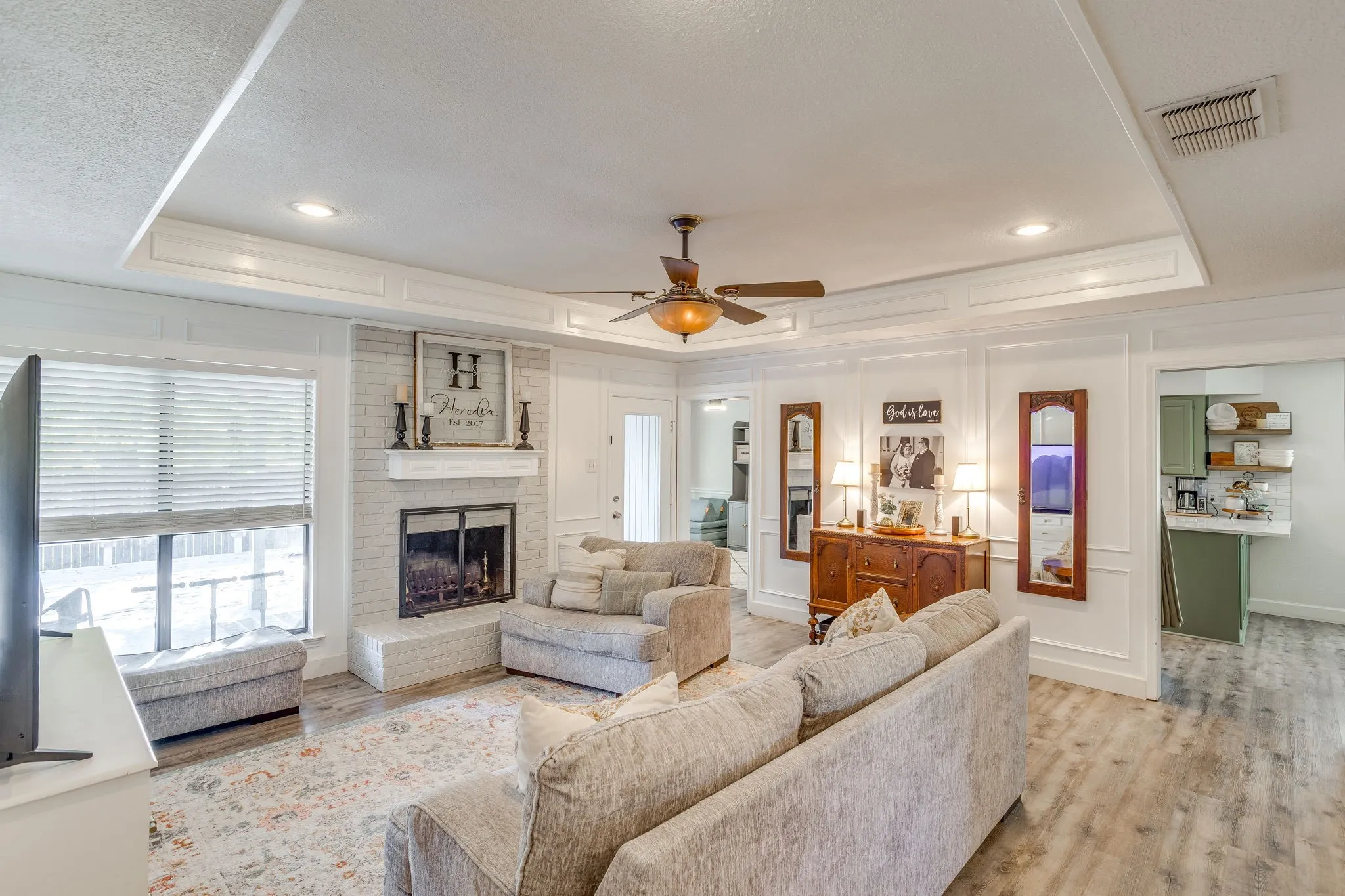 Single Family Residence For Sale in Tarrant County , 6015 Kenilworth Drive, Arlington, Texas 76001, 3 Bedroom, 2 Bathroom, 2 Garage spaces, 1,862 Sqft, built in 1985, mls#21411335, Real Estate Agent in Arlington, Homes For Sale in Tarrant county, Homes For Sale in Arlington, Realtor in Arlington Texas, Real Estate Brokerage Independent Realty Texas, Luminita Cordes Realtor