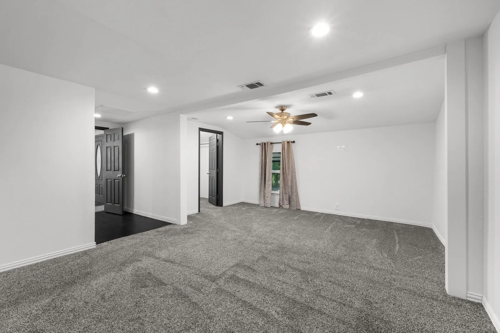 Single Family Residence For Sale in Parker County , 702 Monticello Drive, Springtown, Texas 76082, 2 Bedroom, 2 Bathroom, Garage spaces, 1,080 Sqft, built in 0, mls#21410249, Real Estate Agent in Springtown, Homes For Sale in Parker county, Homes For Sale in Springtown, Realtor in Springtown Texas, Real Estate Brokerage Independent Realty Texas, Luminita Cordes Realtor