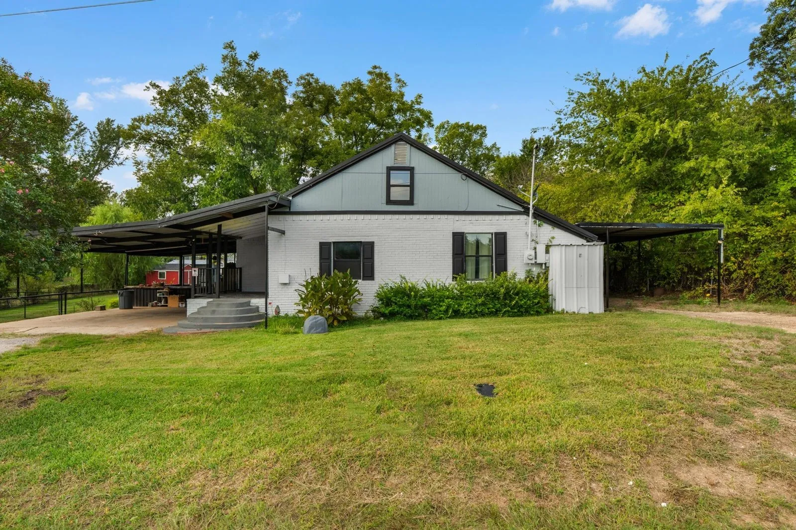 Single Family Residence For Sale in Parker County , 702 Monticello Drive, Springtown, Texas 76082, 2 Bedroom, 2 Bathroom, Garage spaces, 1,080 Sqft, built in 0, mls#21410249, Real Estate Agent in Springtown, Homes For Sale in Parker county, Homes For Sale in Springtown, Realtor in Springtown Texas, Real Estate Brokerage Independent Realty Texas, Luminita Cordes Realtor