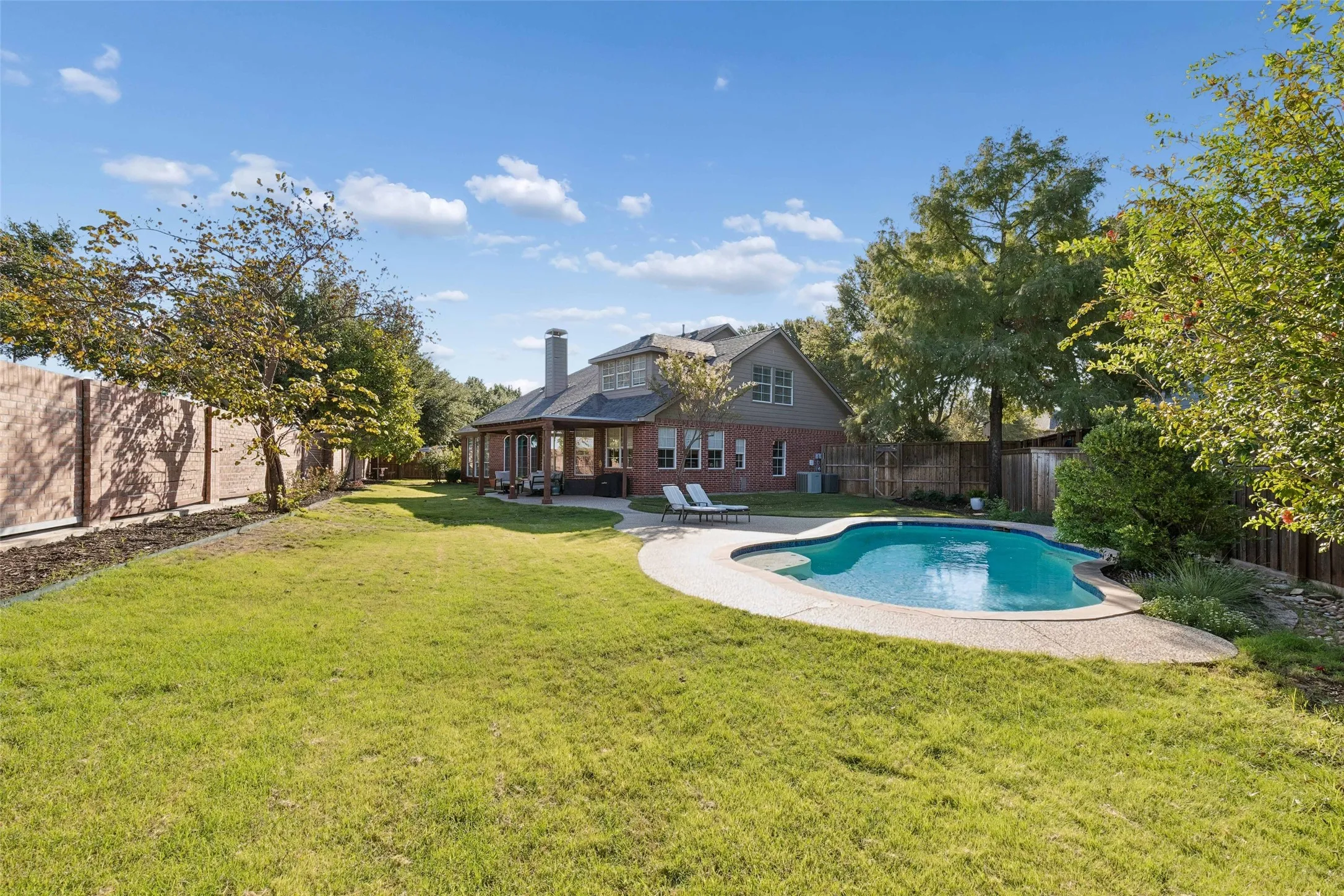 Single Family Residence For Sale in Collin County , 11224 Nantucket Court, Frisco, Texas 75035, 4 Bedroom, 4 Bathroom, 2 Garage spaces, 3,577 Sqft, built in 2000, mls#21409636, Real Estate Agent in Frisco, Homes For Sale in Collin county, Homes For Sale in Frisco, Realtor in Frisco Texas, Real Estate Brokerage Independent Realty Texas, Luminita Cordes Realtor