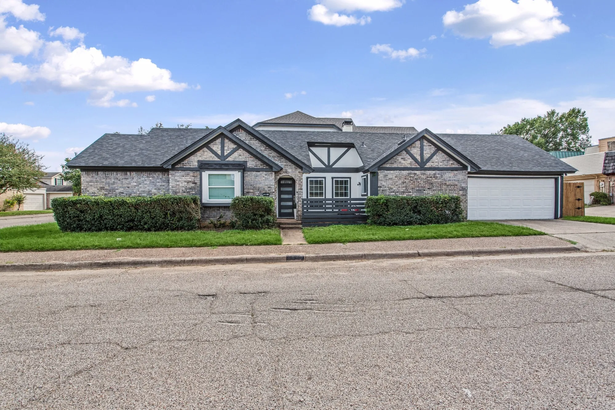 Single Family Residence For Sale
