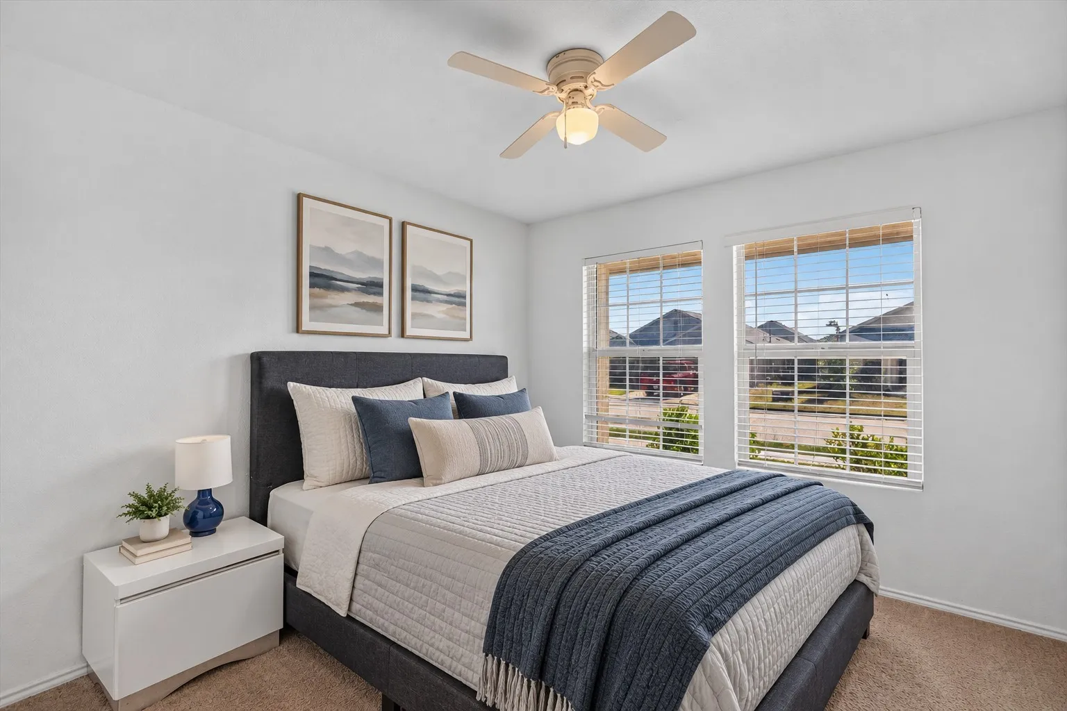 Single Family Residence For Rent in Ellis County , 1210 Wildflower Street, Ennis, Texas 75119, 3 Bedroom, 2 Bathroom, 2 Garage spaces, 1,624 Sqft, built in 2021, mls#21410664, Real Estate Agent in Ennis, Homes For Rent in Ellis county, Homes For Rent in Ennis, Realtor in Ennis Texas, Real Estate Brokerage Independent Realty Texas, Luminita Cordes Realtor