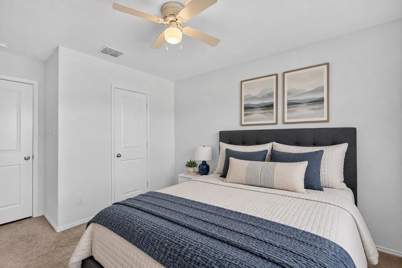Single Family Residence For Rent in Ellis County , 1210 Wildflower Street, Ennis, Texas 75119, 3 Bedroom, 2 Bathroom, 2 Garage spaces, 1,624 Sqft, built in 2021, mls#21410664, Real Estate Agent in Ennis, Homes For Rent in Ellis county, Homes For Rent in Ennis, Realtor in Ennis Texas, Real Estate Brokerage Independent Realty Texas, Luminita Cordes Realtor