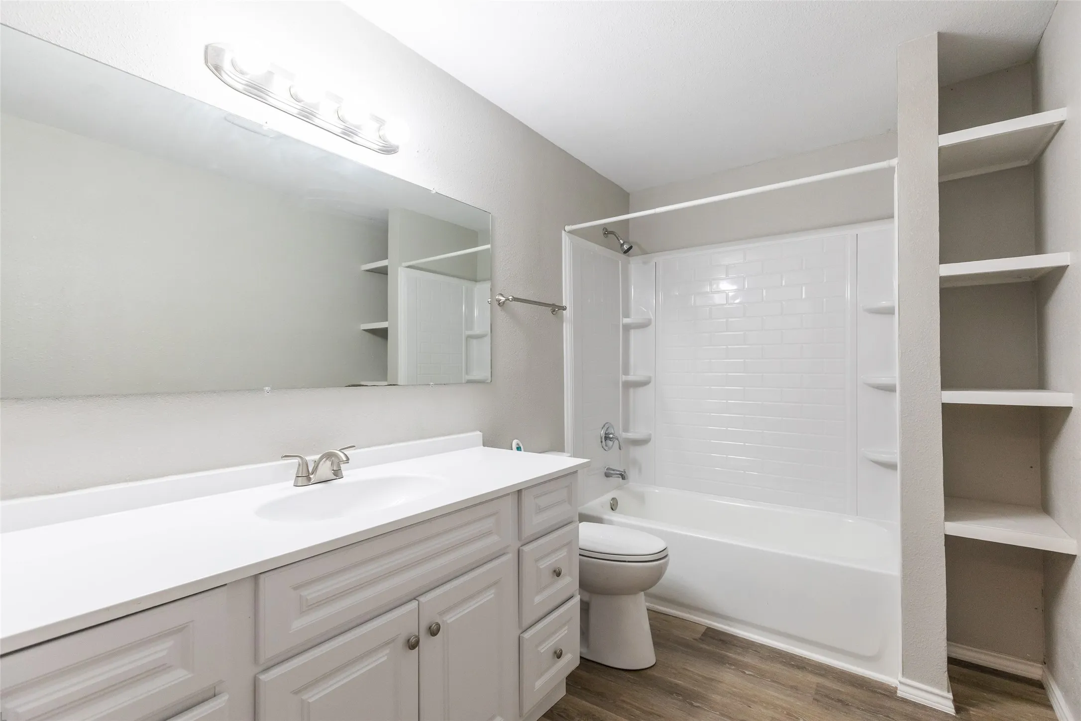 Single Family Residence For Sale in Taylor County , 281 Clyde Street, Abilene, Texas 79605, 3 Bedroom, 3 Bathroom, Garage spaces, 1,416 Sqft, built in 1951, mls#21410385, Real Estate Agent in Abilene, Homes For Sale in Taylor county, Homes For Sale in Abilene, Realtor in Abilene Texas, Real Estate Brokerage Independent Realty Texas, Luminita Cordes Realtor