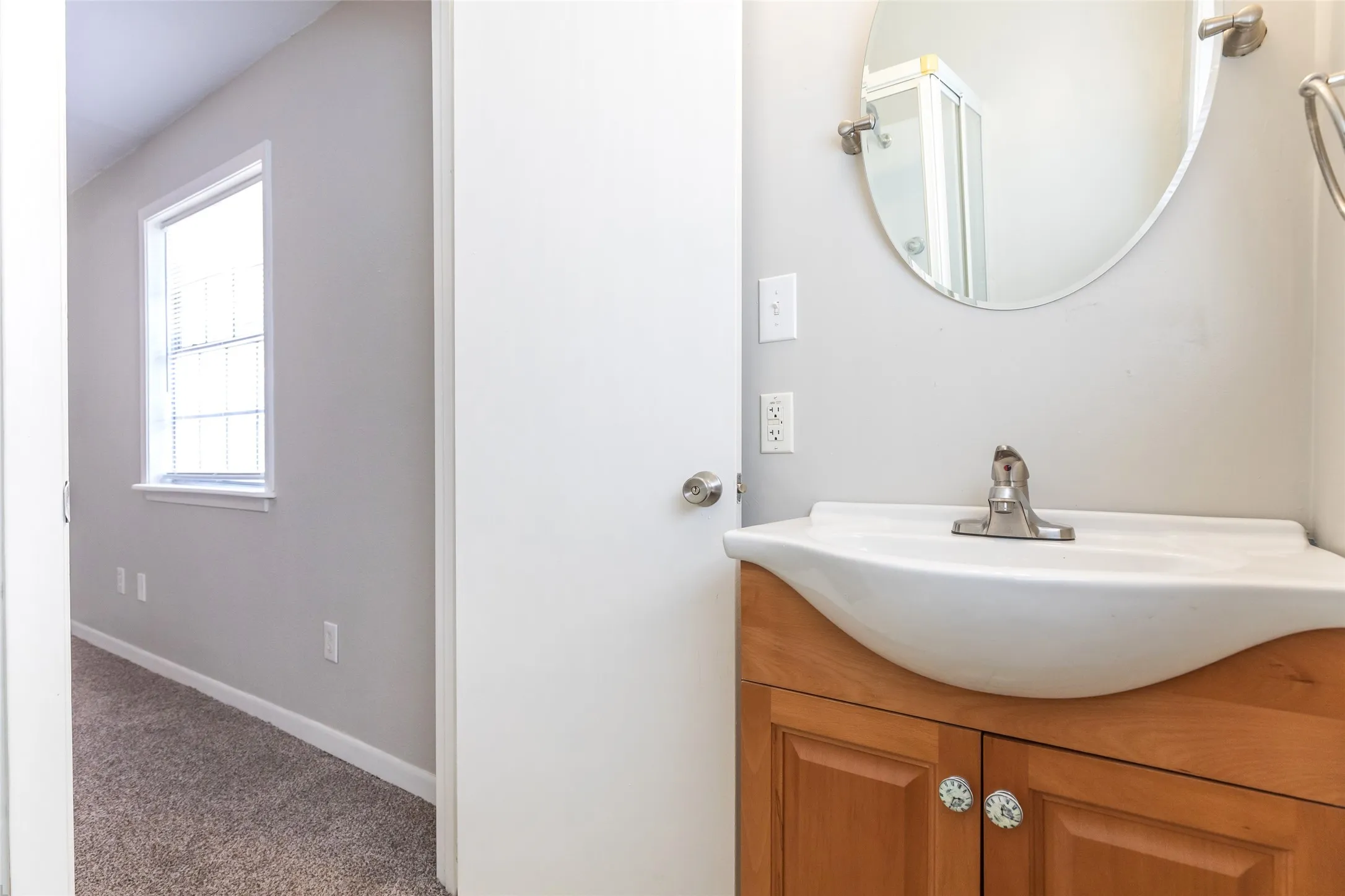 Single Family Residence For Sale in Taylor County , 281 Clyde Street, Abilene, Texas 79605, 3 Bedroom, 3 Bathroom, Garage spaces, 1,416 Sqft, built in 1951, mls#21410385, Real Estate Agent in Abilene, Homes For Sale in Taylor county, Homes For Sale in Abilene, Realtor in Abilene Texas, Real Estate Brokerage Independent Realty Texas, Luminita Cordes Realtor
