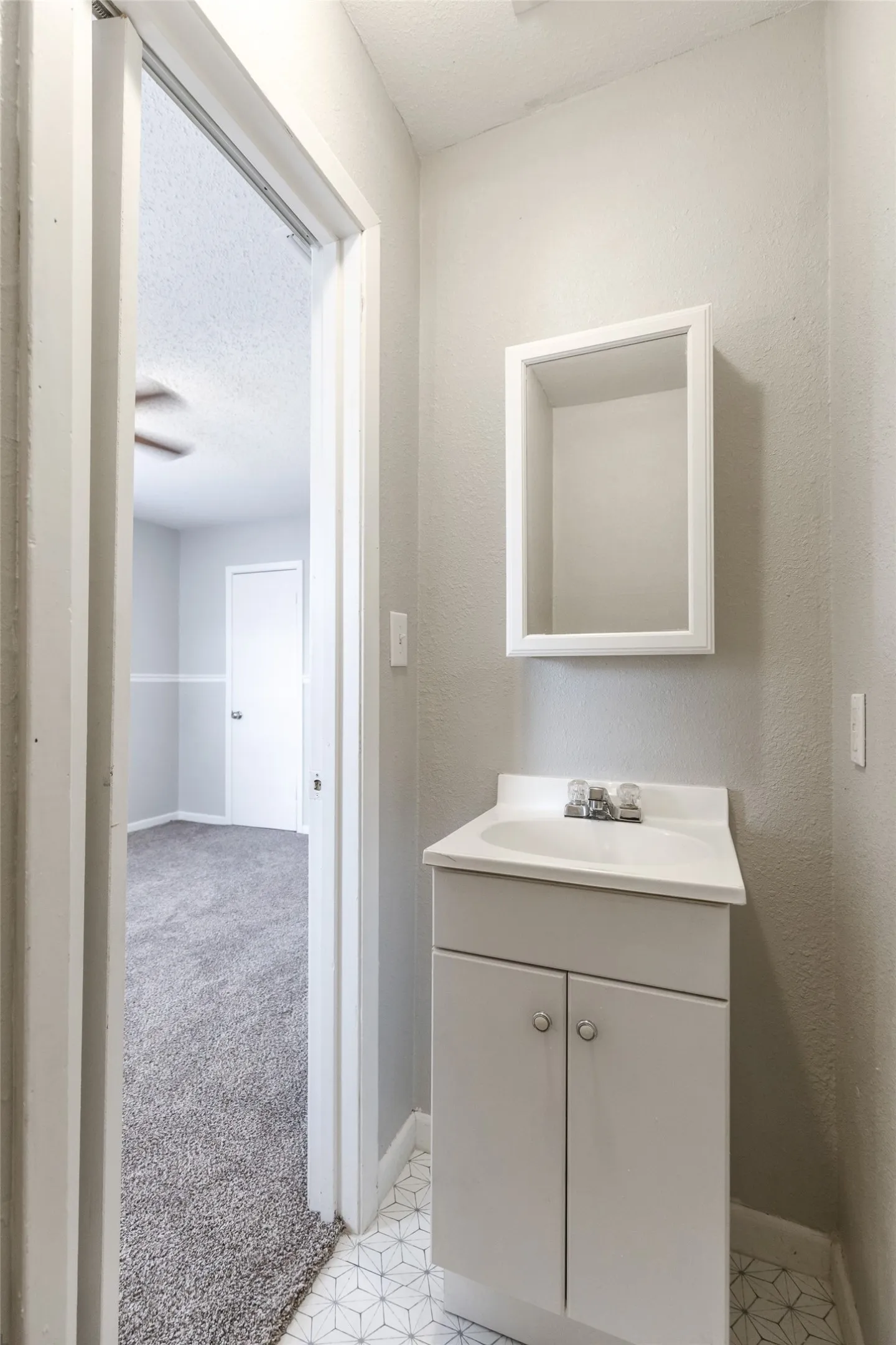 Single Family Residence For Sale in Taylor County , 281 Clyde Street, Abilene, Texas 79605, 3 Bedroom, 3 Bathroom, Garage spaces, 1,416 Sqft, built in 1951, mls#21410385, Real Estate Agent in Abilene, Homes For Sale in Taylor county, Homes For Sale in Abilene, Realtor in Abilene Texas, Real Estate Brokerage Independent Realty Texas, Luminita Cordes Realtor