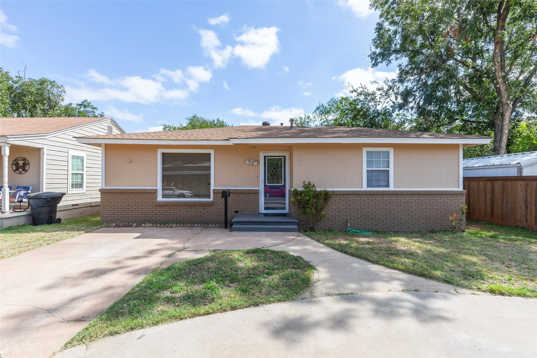 Single Family Residence For Sale