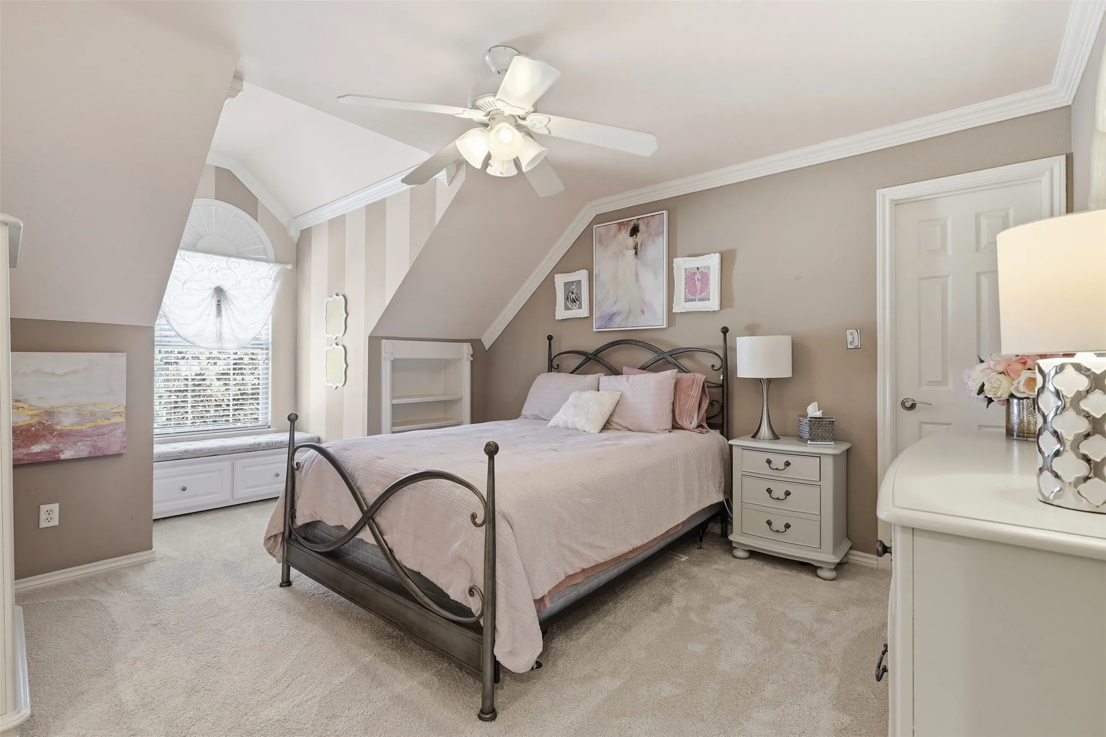 Upstairs guest bedroom with dormer and walk-in closet