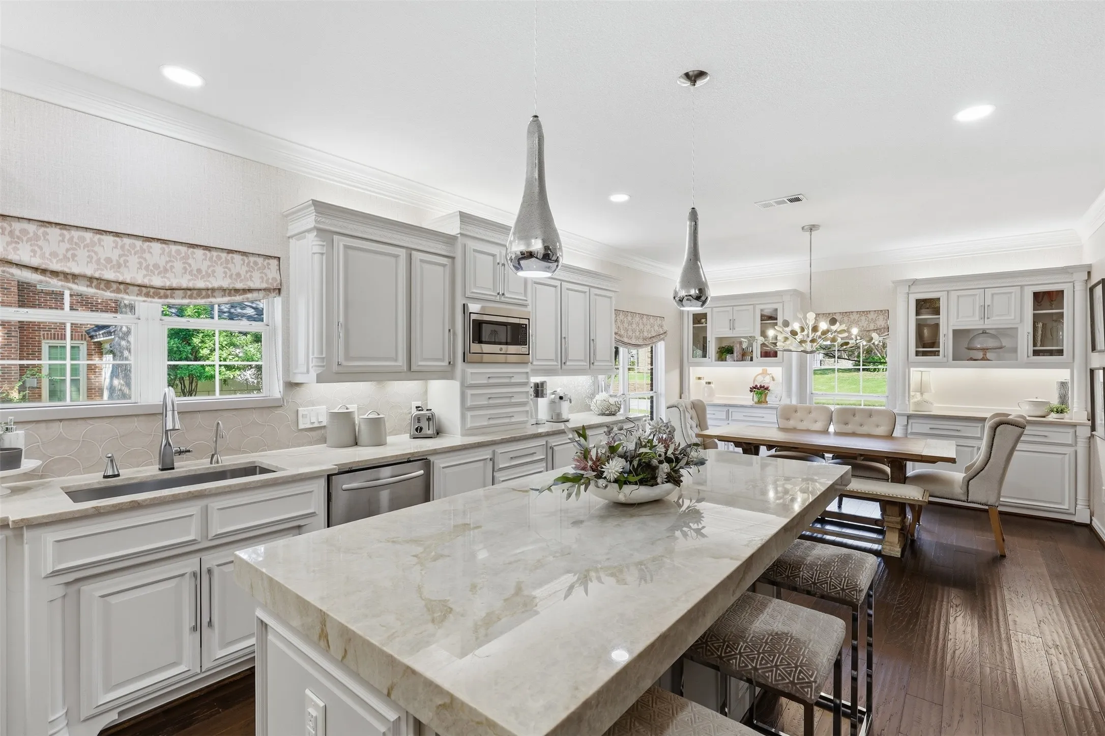 Stylish chef's kitchen with lots and lots of storage