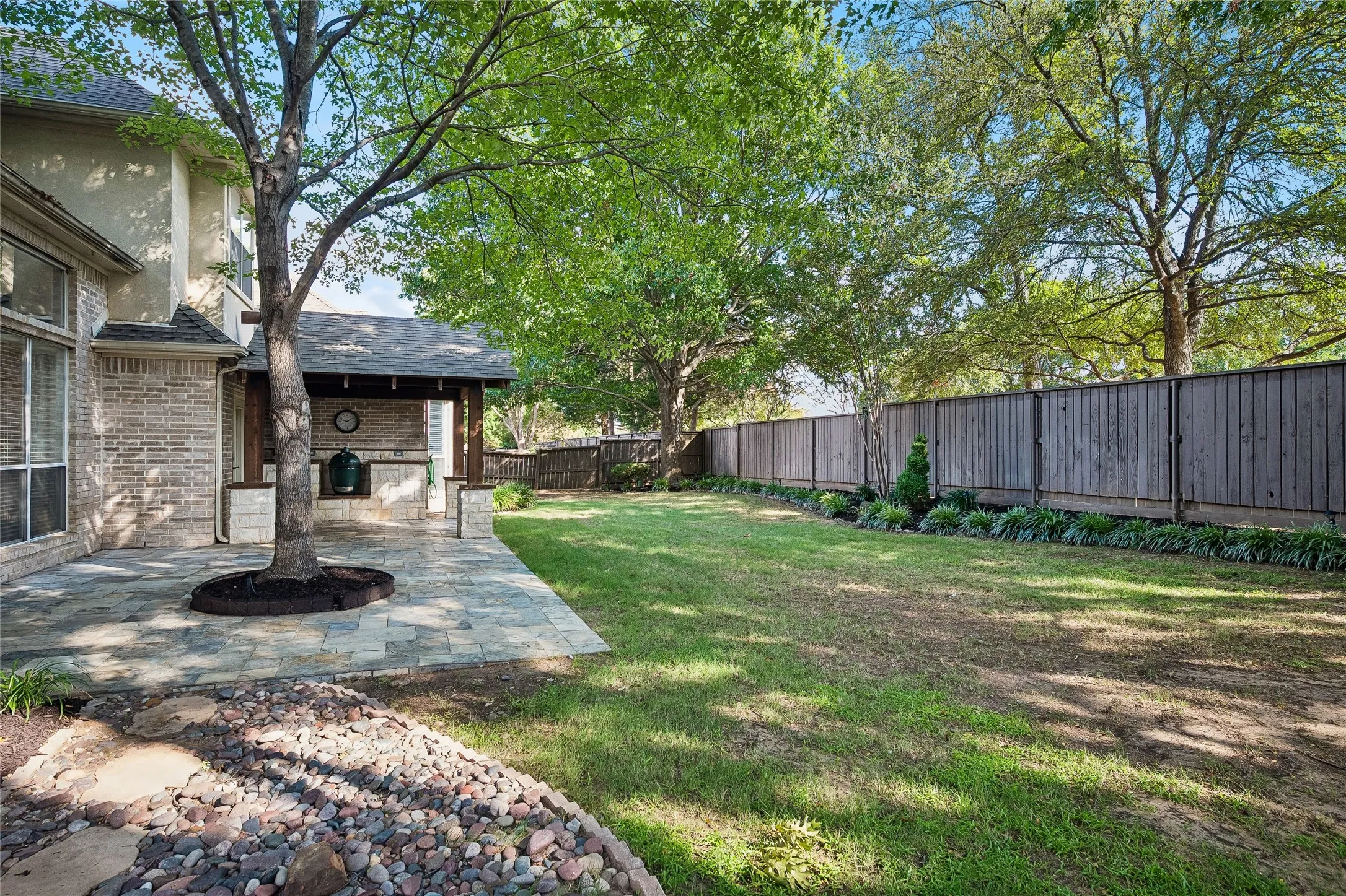 Single Family Residence For Sale in Tarrant County , 711 Wyndsor Creek Drive, Southlake, Texas 76092, 5 Bedroom, 4 Bathroom, 3 Garage spaces, 4,024 Sqft, built in 1997, mls#21408947, Real Estate Agent in Southlake, Homes For Sale in Tarrant county, Homes For Sale in Southlake, Realtor in Southlake Texas, Real Estate Brokerage Independent Realty Texas, Luminita Cordes Realtor