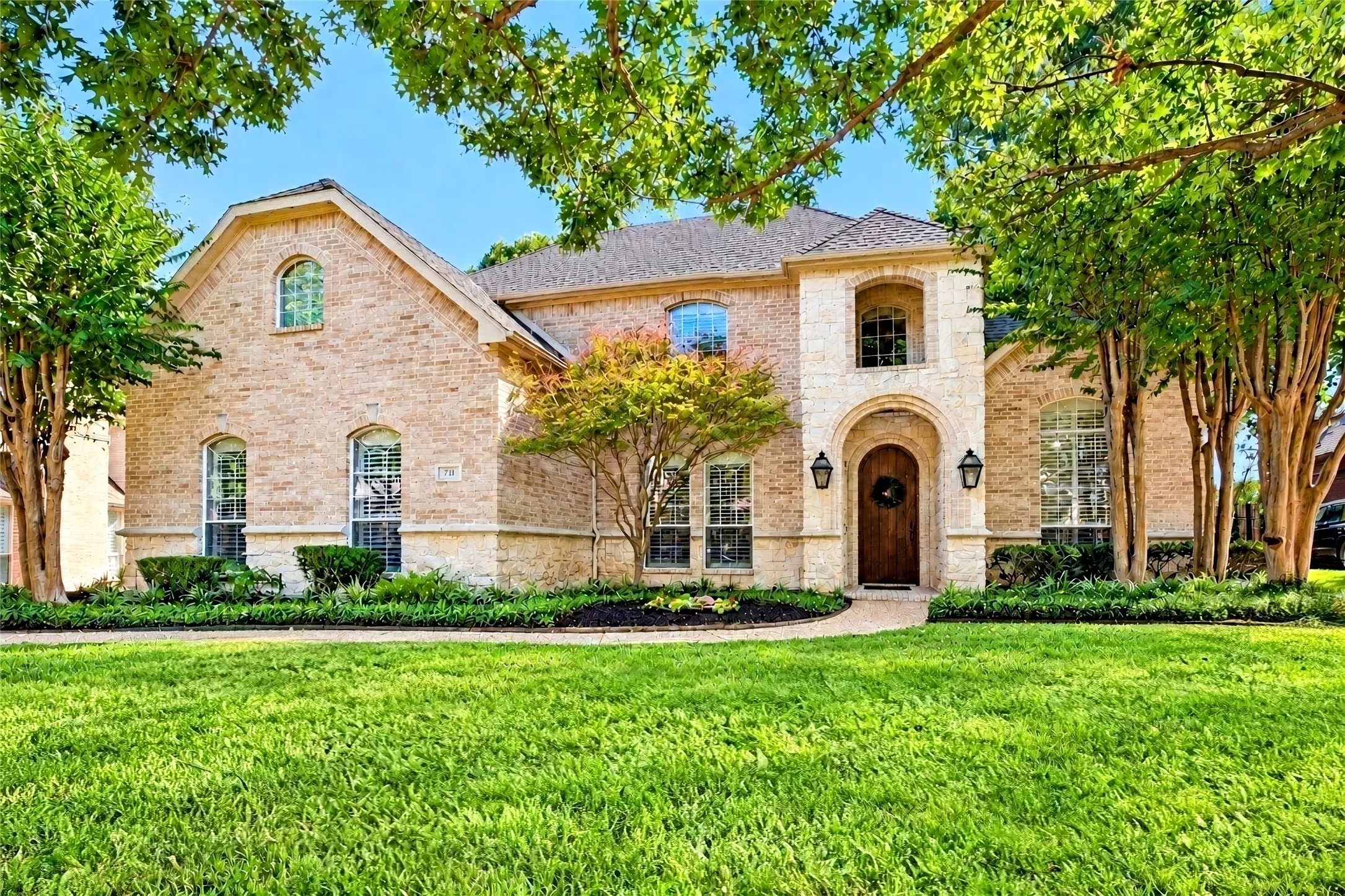 Single Family Residence For Sale