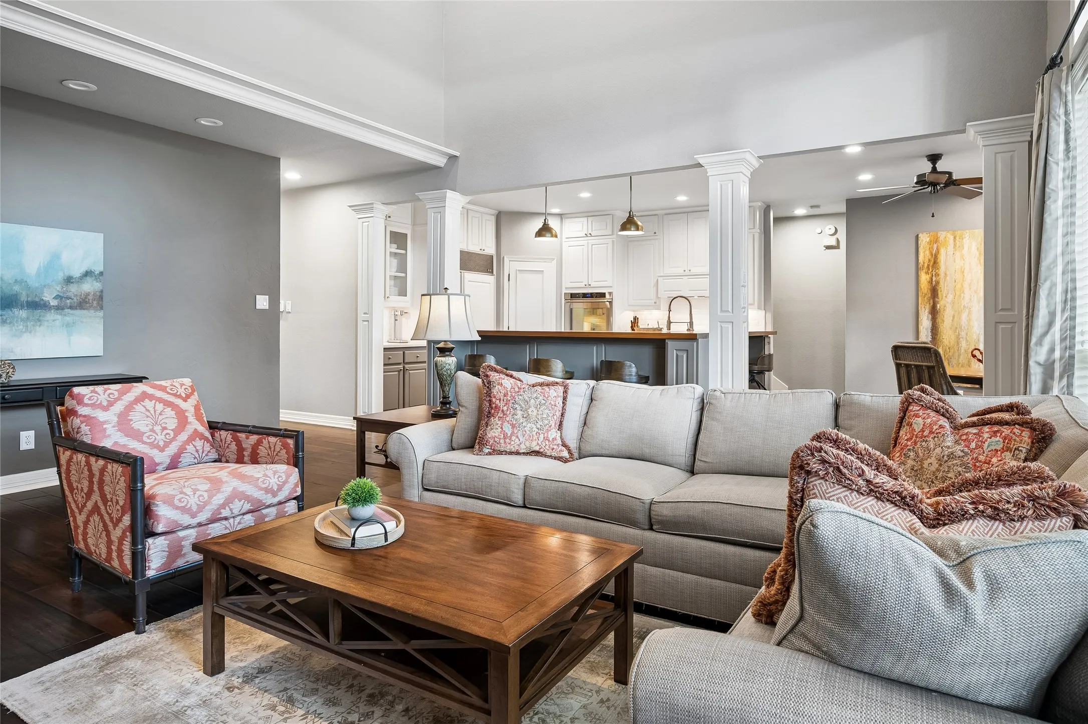 Single Family Residence For Sale in Tarrant County , 711 Wyndsor Creek Drive, Southlake, Texas 76092, 5 Bedroom, 4 Bathroom, 3 Garage spaces, 4,024 Sqft, built in 1997, mls#21408947, Real Estate Agent in Southlake, Homes For Sale in Tarrant county, Homes For Sale in Southlake, Realtor in Southlake Texas, Real Estate Brokerage Independent Realty Texas, Luminita Cordes Realtor