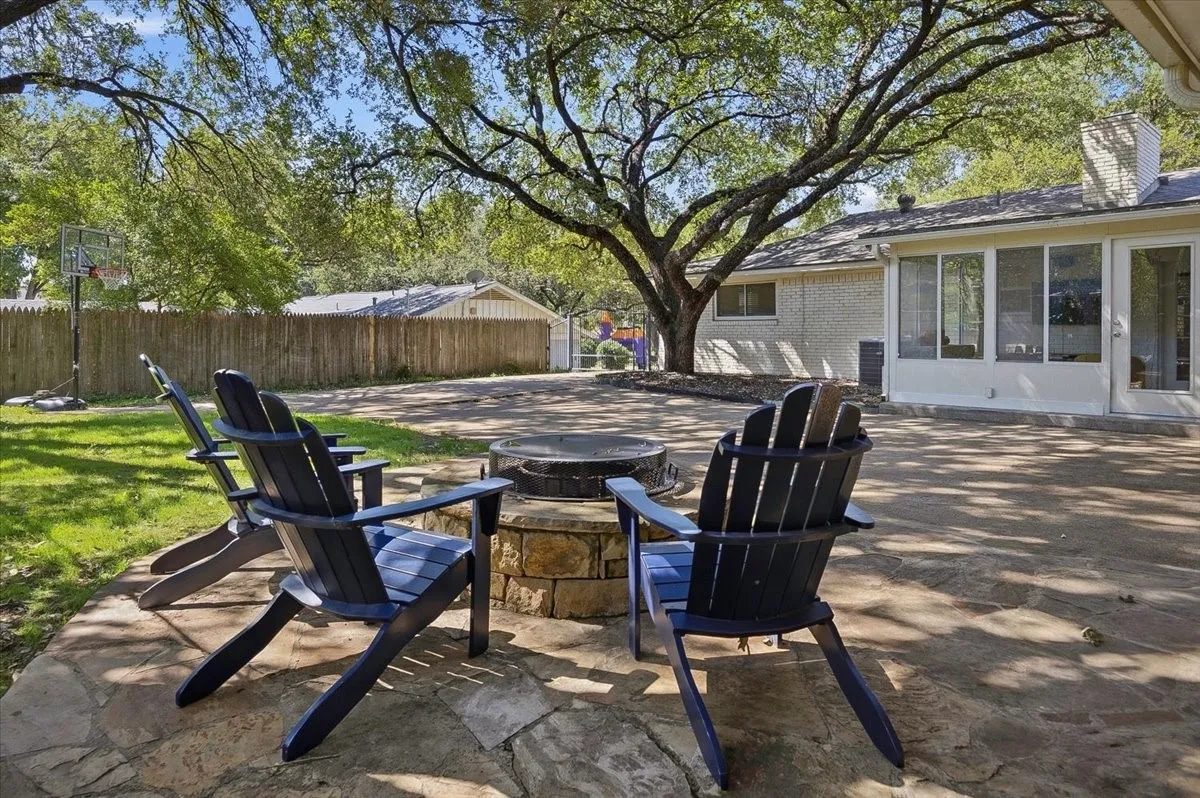 Single Family Residence For Sale in Tarrant County , 4617 Cloudview Road, Fort Worth, Texas 76109, 3 Bedroom, 3 Bathroom, 2 Garage spaces, 2,079 Sqft, built in 1964, mls#21408023, Real Estate Agent in Fort Worth, Homes For Sale in Tarrant county, Homes For Sale in Fort Worth, Realtor in Fort Worth Texas, Real Estate Brokerage Independent Realty Texas, Luminita Cordes Realtor