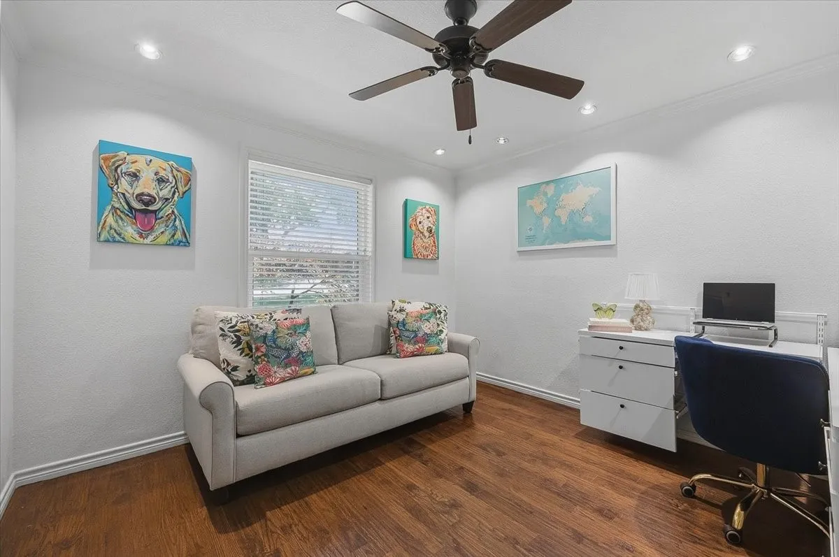 Single Family Residence For Sale in Tarrant County , 4617 Cloudview Road, Fort Worth, Texas 76109, 3 Bedroom, 3 Bathroom, 2 Garage spaces, 2,079 Sqft, built in 1964, mls#21408023, Real Estate Agent in Fort Worth, Homes For Sale in Tarrant county, Homes For Sale in Fort Worth, Realtor in Fort Worth Texas, Real Estate Brokerage Independent Realty Texas, Luminita Cordes Realtor