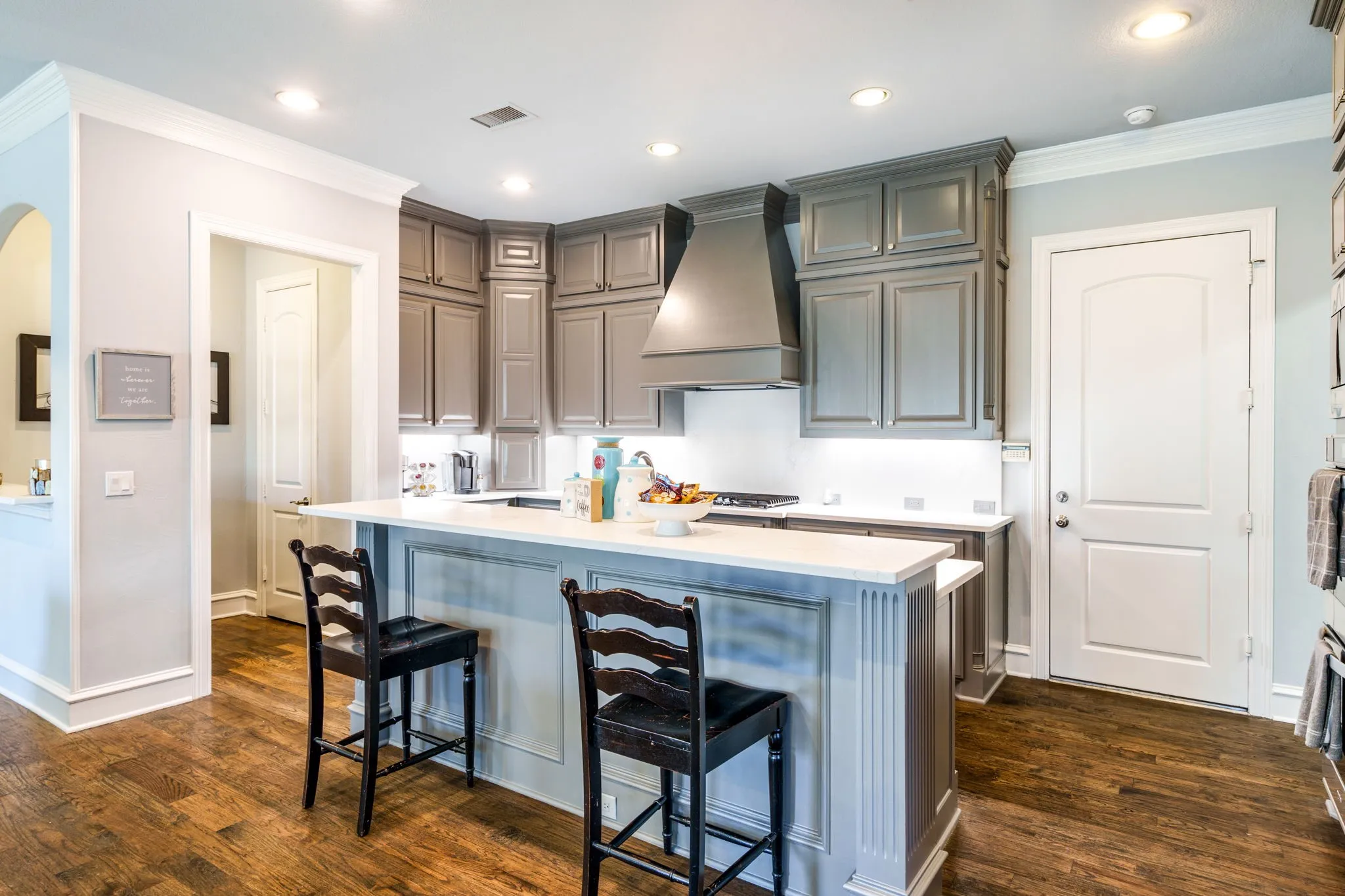 Single Family Residence For Sale in Denton County , 10237 Woodbury Drive, Frisco, Texas 75033, 5 Bedroom, 5 Bathroom, 3 Garage spaces, 4,453 Sqft, built in 2004, mls#21410793, Real Estate Agent in Frisco, Homes For Sale in Denton county, Homes For Sale in Frisco, Realtor in Frisco Texas, Real Estate Brokerage Independent Realty Texas, Luminita Cordes Realtor