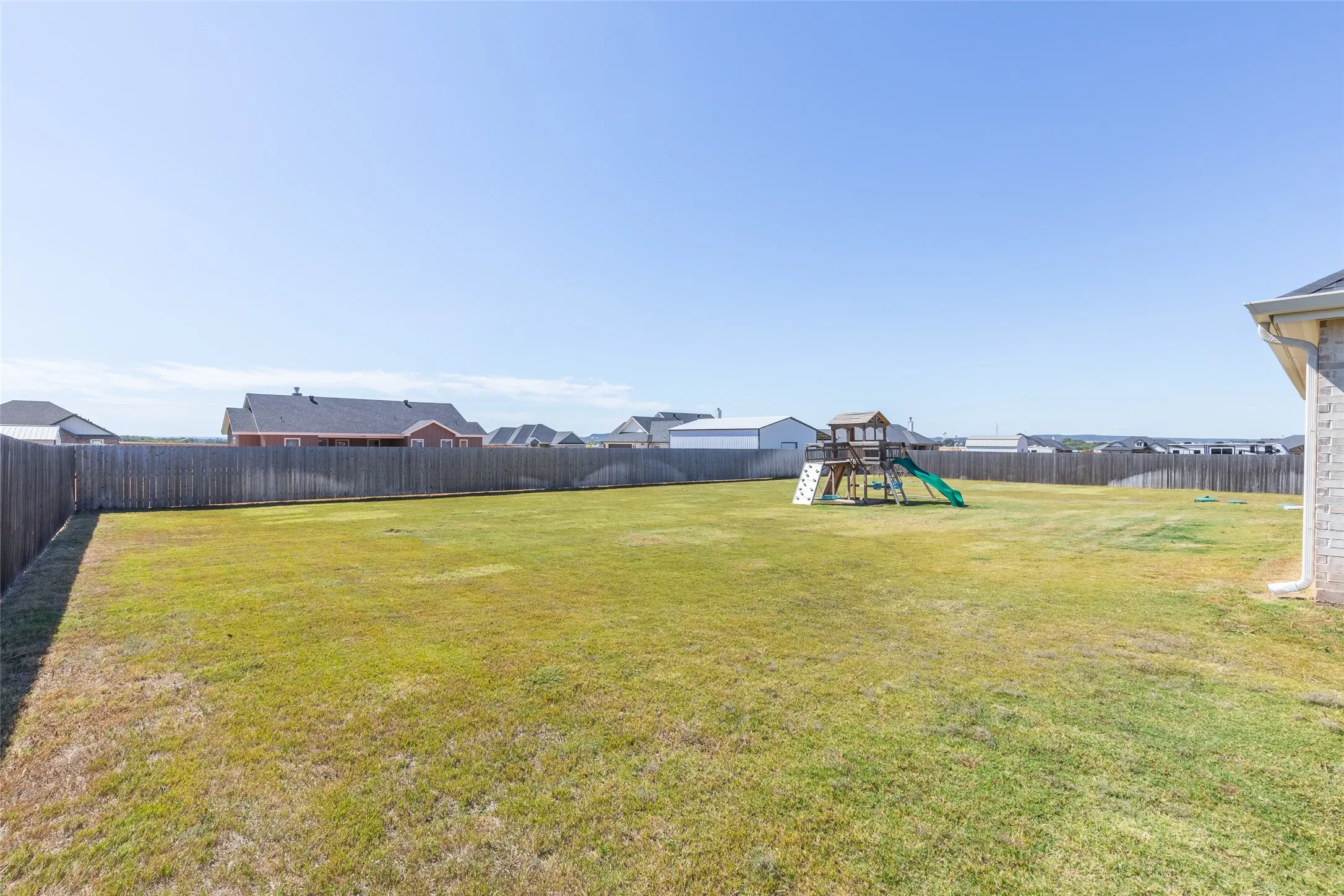 Single Family Residence For Sale in Taylor County , 117 Sparrow Hlls Lane, Tuscola, Texas 79562, 4 Bedroom, 2 Bathroom, 3 Garage spaces, 1,958 Sqft, built in 2024, mls#21404648, Real Estate Agent in Tuscola, Homes For Sale in Taylor county, Homes For Sale in Tuscola, Realtor in Tuscola Texas, Real Estate Brokerage Independent Realty Texas, Luminita Cordes Realtor
