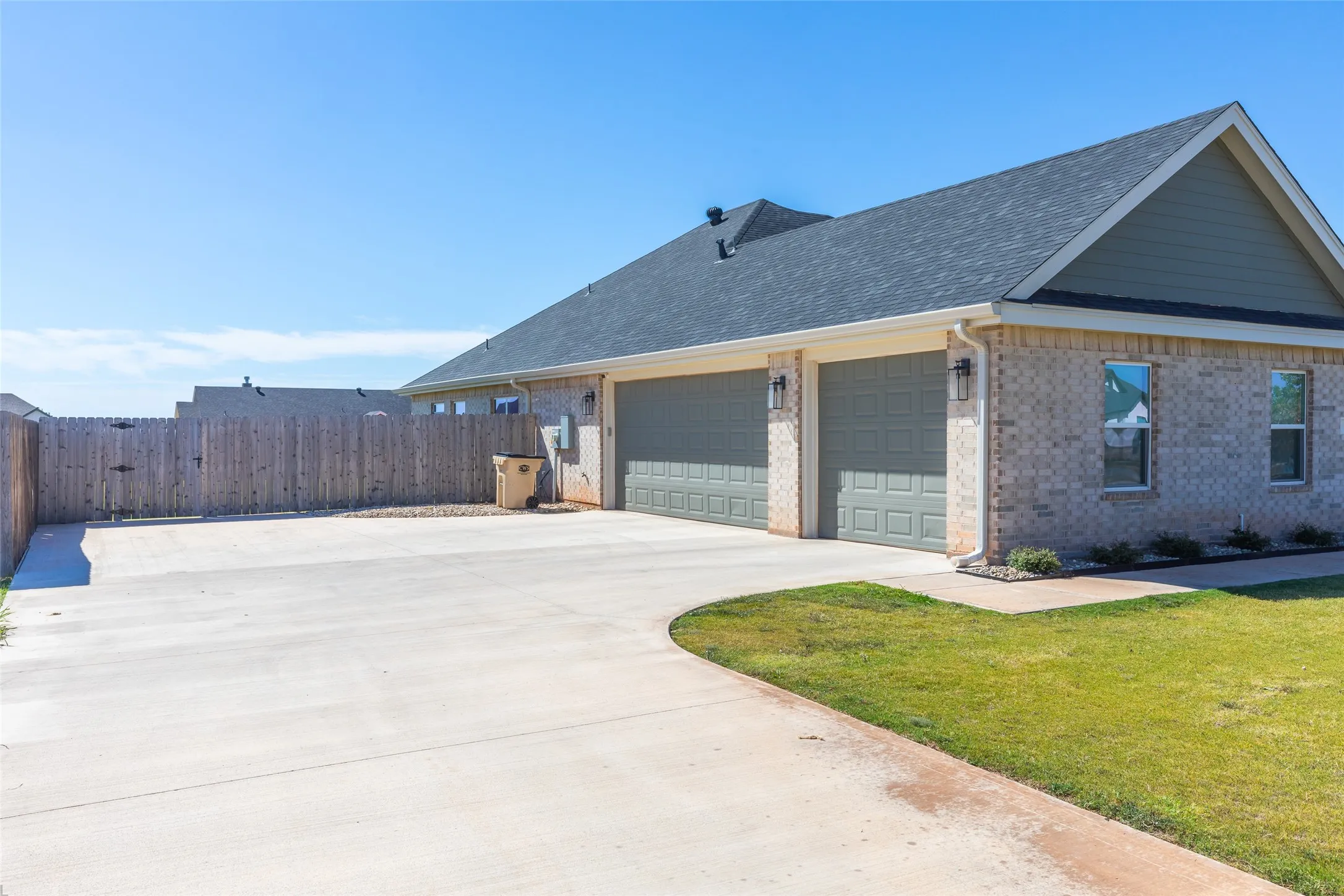 Single Family Residence For Sale in Taylor County , 117 Sparrow Hlls Lane, Tuscola, Texas 79562, 4 Bedroom, 2 Bathroom, 3 Garage spaces, 1,958 Sqft, built in 2024, mls#21404648, Real Estate Agent in Tuscola, Homes For Sale in Taylor county, Homes For Sale in Tuscola, Realtor in Tuscola Texas, Real Estate Brokerage Independent Realty Texas, Luminita Cordes Realtor