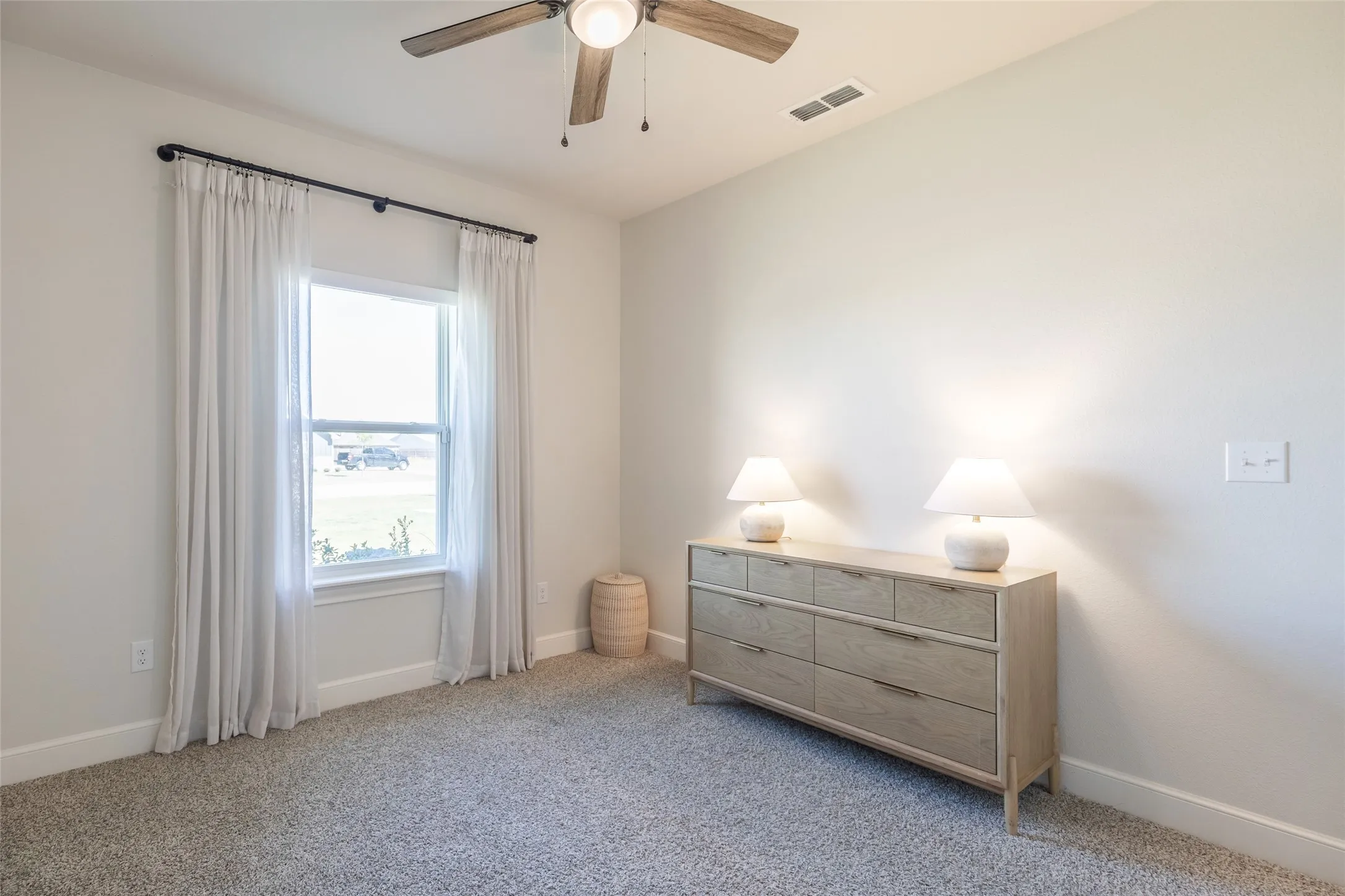 Single Family Residence For Sale in Taylor County , 117 Sparrow Hlls Lane, Tuscola, Texas 79562, 4 Bedroom, 2 Bathroom, 3 Garage spaces, 1,958 Sqft, built in 2024, mls#21404648, Real Estate Agent in Tuscola, Homes For Sale in Taylor county, Homes For Sale in Tuscola, Realtor in Tuscola Texas, Real Estate Brokerage Independent Realty Texas, Luminita Cordes Realtor
