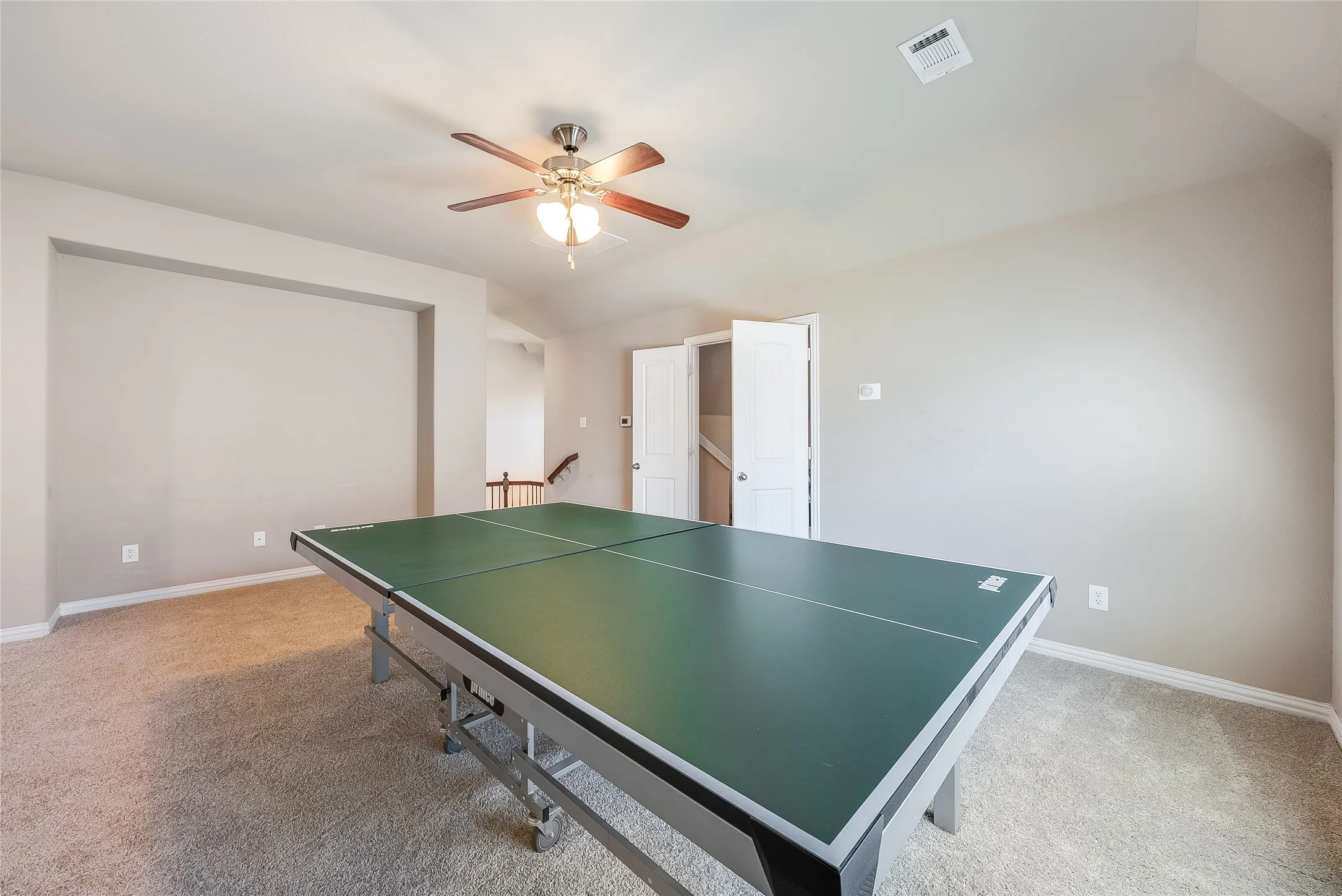 Single Family Residence For Sale in Collin County , 3721 Estates Way, Mc Kinney, Texas 75072, 4 Bedroom, 4 Bathroom, 2 Garage spaces, 2,980 Sqft, built in 2013, mls#21388669, Real Estate Agent in Mc Kinney, Homes For Sale in Collin county, Homes For Sale in Mc Kinney, Realtor in Mc Kinney Texas, Real Estate Brokerage Independent Realty Texas, Luminita Cordes Realtor