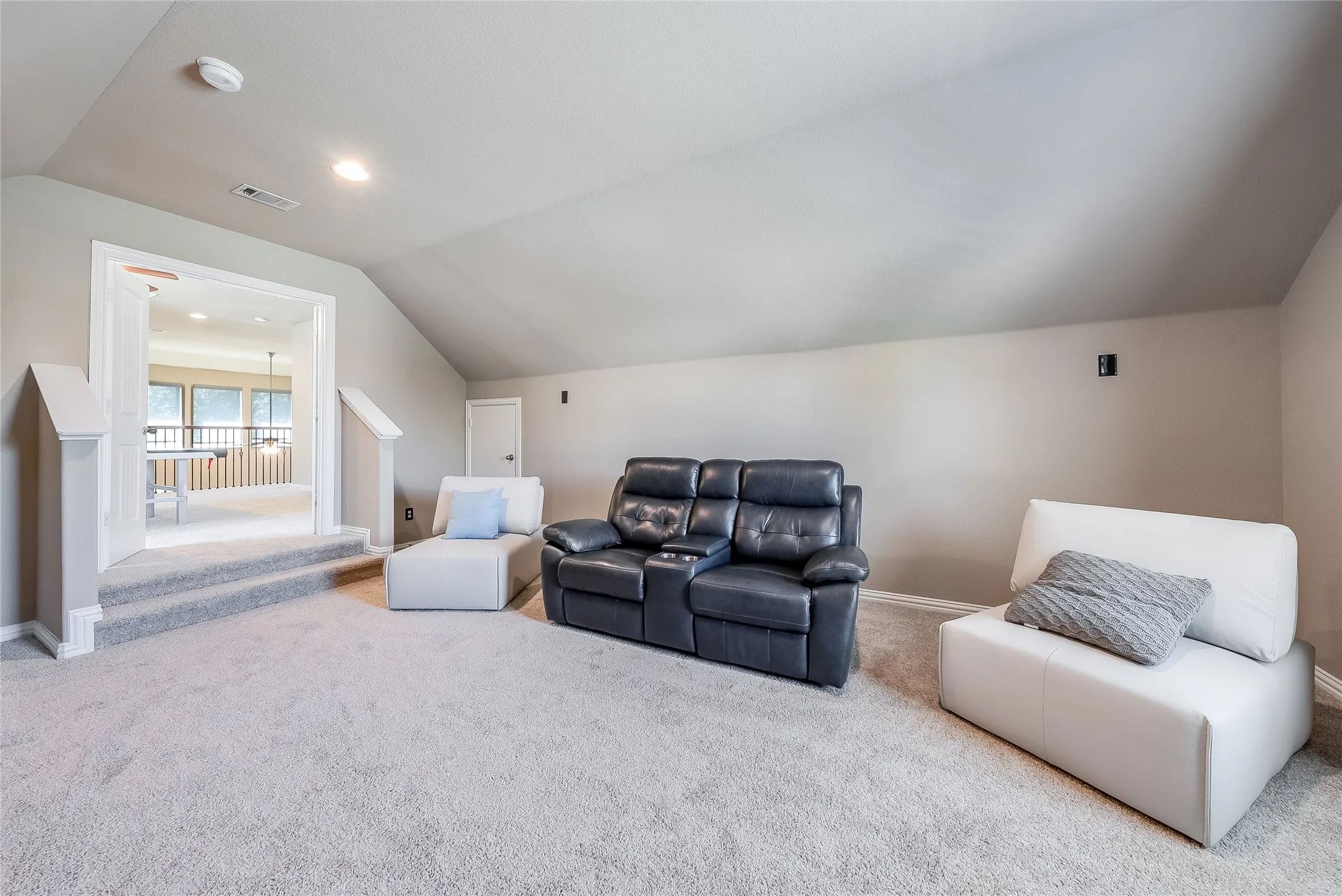 Single Family Residence For Sale in Collin County , 3721 Estates Way, Mc Kinney, Texas 75072, 4 Bedroom, 4 Bathroom, 2 Garage spaces, 2,980 Sqft, built in 2013, mls#21388669, Real Estate Agent in Mc Kinney, Homes For Sale in Collin county, Homes For Sale in Mc Kinney, Realtor in Mc Kinney Texas, Real Estate Brokerage Independent Realty Texas, Luminita Cordes Realtor