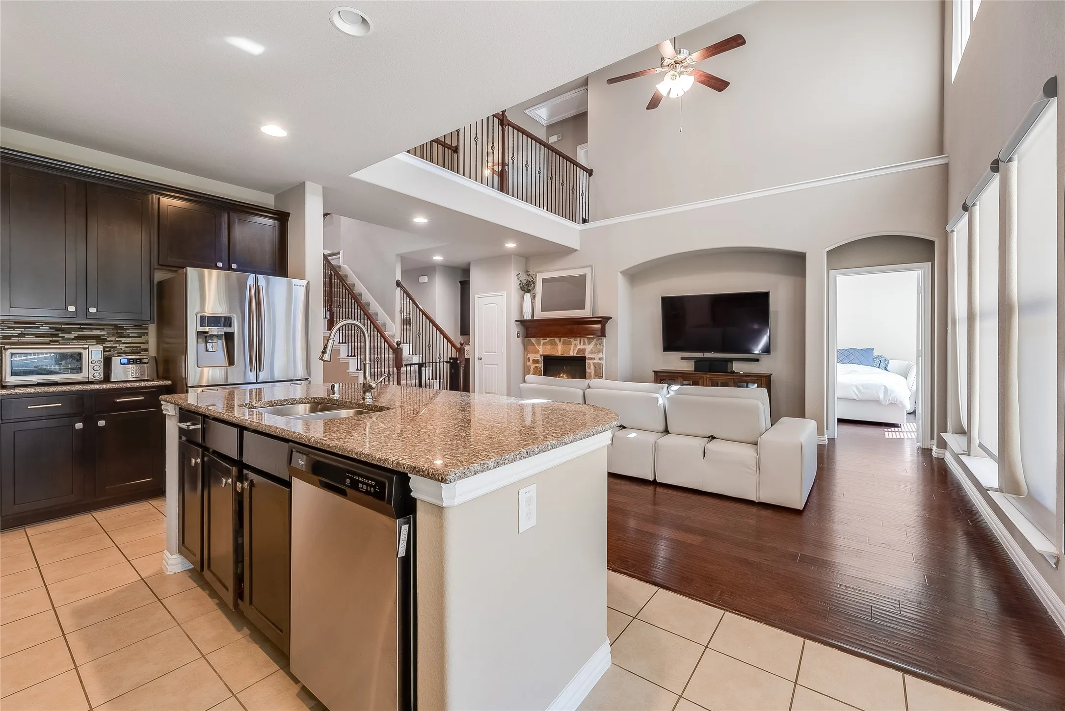 Single Family Residence For Sale in Collin County , 3721 Estates Way, Mc Kinney, Texas 75072, 4 Bedroom, 4 Bathroom, 2 Garage spaces, 2,980 Sqft, built in 2013, mls#21388669, Real Estate Agent in Mc Kinney, Homes For Sale in Collin county, Homes For Sale in Mc Kinney, Realtor in Mc Kinney Texas, Real Estate Brokerage Independent Realty Texas, Luminita Cordes Realtor