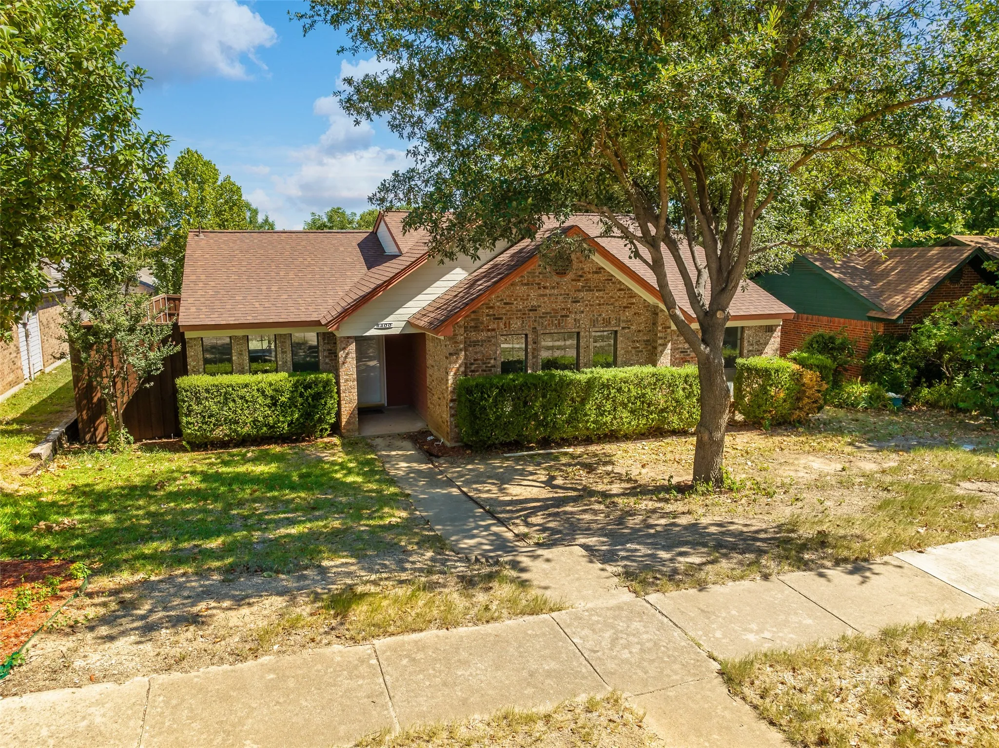Single Family Residence For Rent in Collin County , 8400 Willow Creek Drive, Frisco, Texas 75034, 3 Bedroom, 2 Bathroom, 2 Garage spaces, 1,397 Sqft, built in 1986, mls#21407915, Real Estate Agent in Frisco, Homes For Rent in Collin county, Homes For Rent in Frisco, Realtor in Frisco Texas, Real Estate Brokerage Independent Realty Texas, Luminita Cordes Realtor