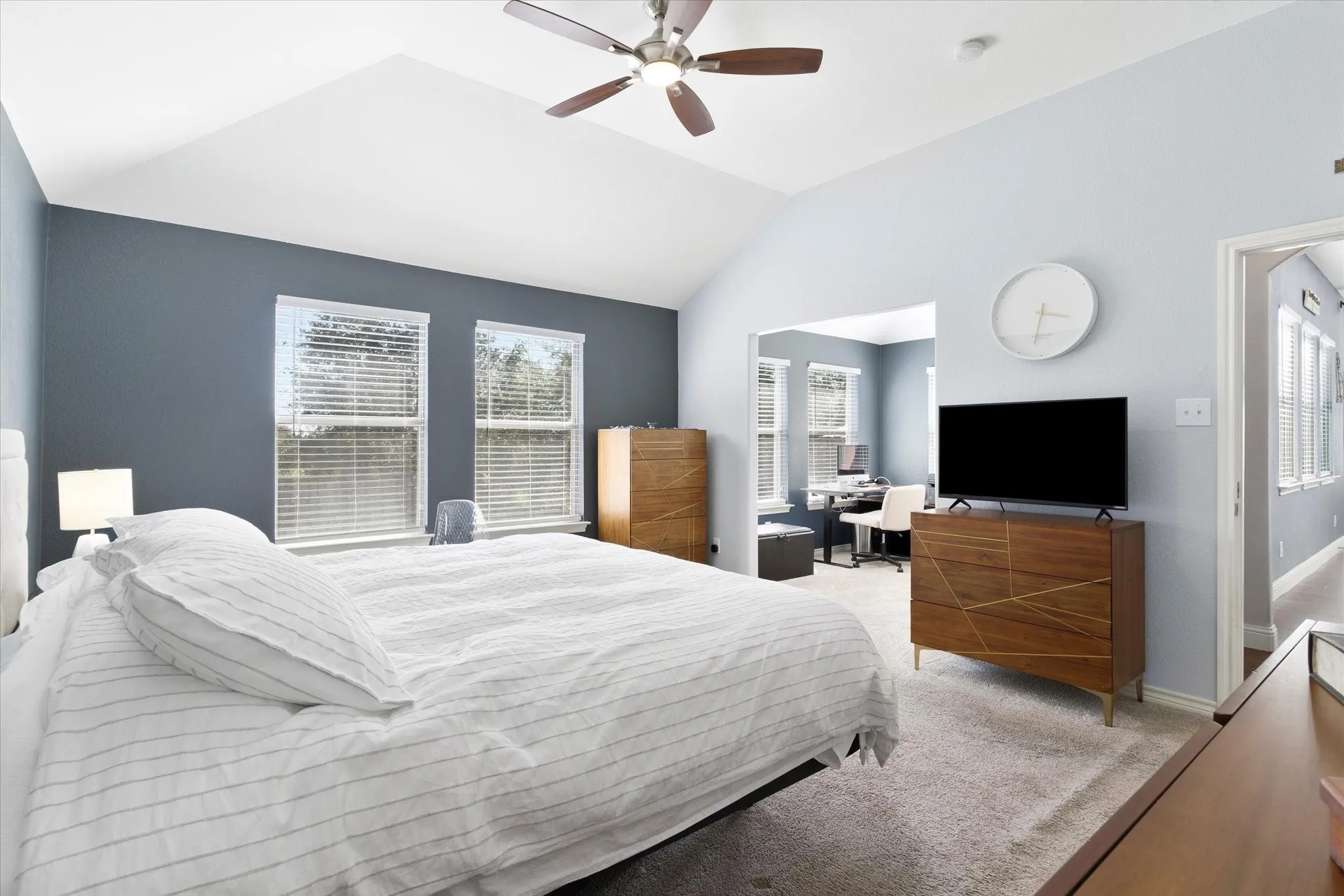 Single Family Residence For Sale in Tarrant County , 1316 Missionary Ridge Trail, Fort Worth, Texas 76131, 4 Bedroom, 2 Bathroom, 2 Garage spaces, 2,385 Sqft, built in 2007, mls#21405681, Real Estate Agent in Fort Worth, Homes For Sale in Tarrant county, Homes For Sale in Fort Worth, Realtor in Fort Worth Texas, Real Estate Brokerage Independent Realty Texas, Luminita Cordes Realtor