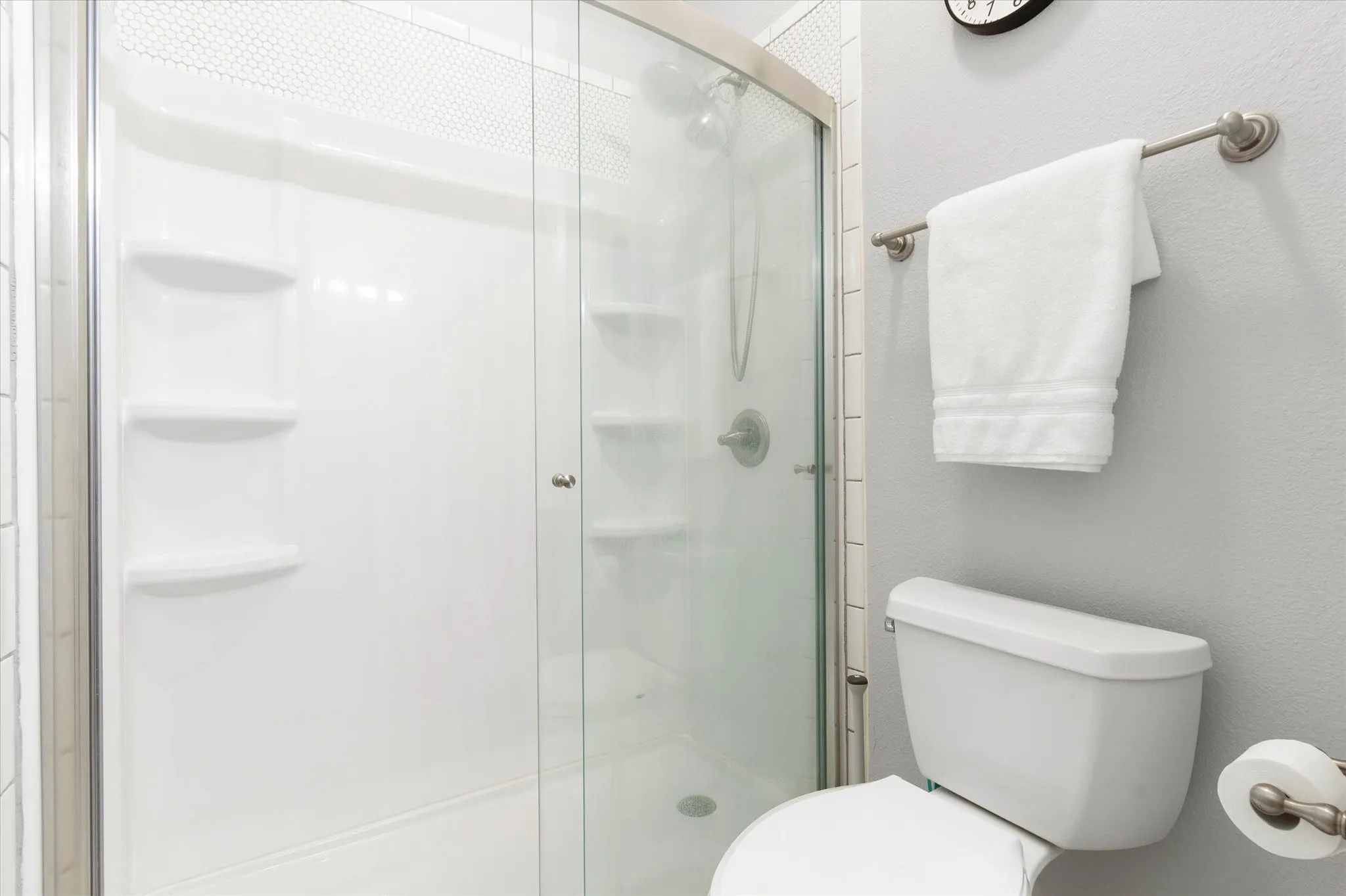 Single Family Residence For Sale in Tarrant County , 1316 Missionary Ridge Trail, Fort Worth, Texas 76131, 4 Bedroom, 2 Bathroom, 2 Garage spaces, 2,385 Sqft, built in 2007, mls#21405681, Real Estate Agent in Fort Worth, Homes For Sale in Tarrant county, Homes For Sale in Fort Worth, Realtor in Fort Worth Texas, Real Estate Brokerage Independent Realty Texas, Luminita Cordes Realtor