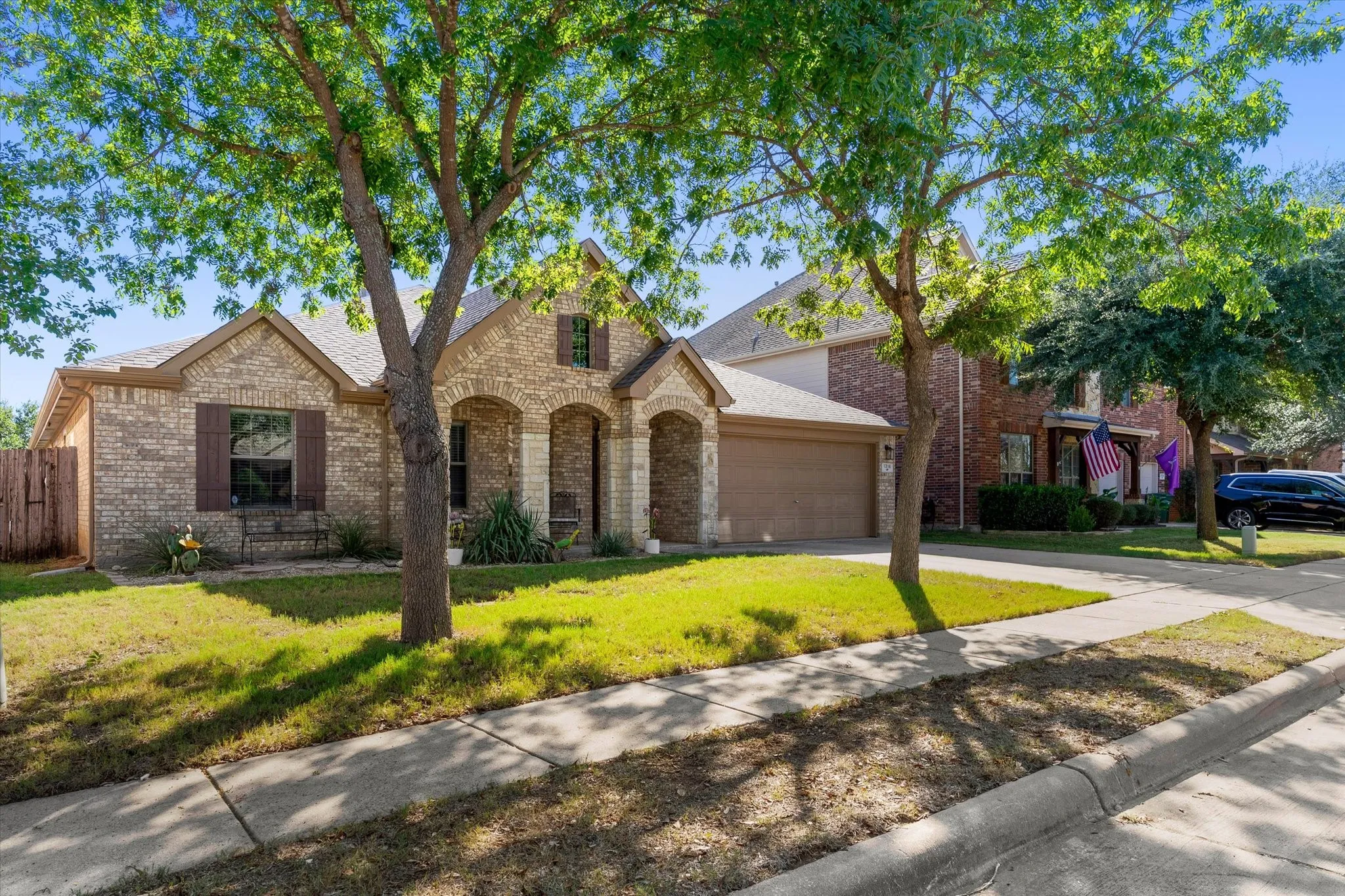 Single Family Residence For Sale in Tarrant County , 1316 Missionary Ridge Trail, Fort Worth, Texas 76131, 4 Bedroom, 2 Bathroom, 2 Garage spaces, 2,385 Sqft, built in 2007, mls#21405681, Real Estate Agent in Fort Worth, Homes For Sale in Tarrant county, Homes For Sale in Fort Worth, Realtor in Fort Worth Texas, Real Estate Brokerage Independent Realty Texas, Luminita Cordes Realtor