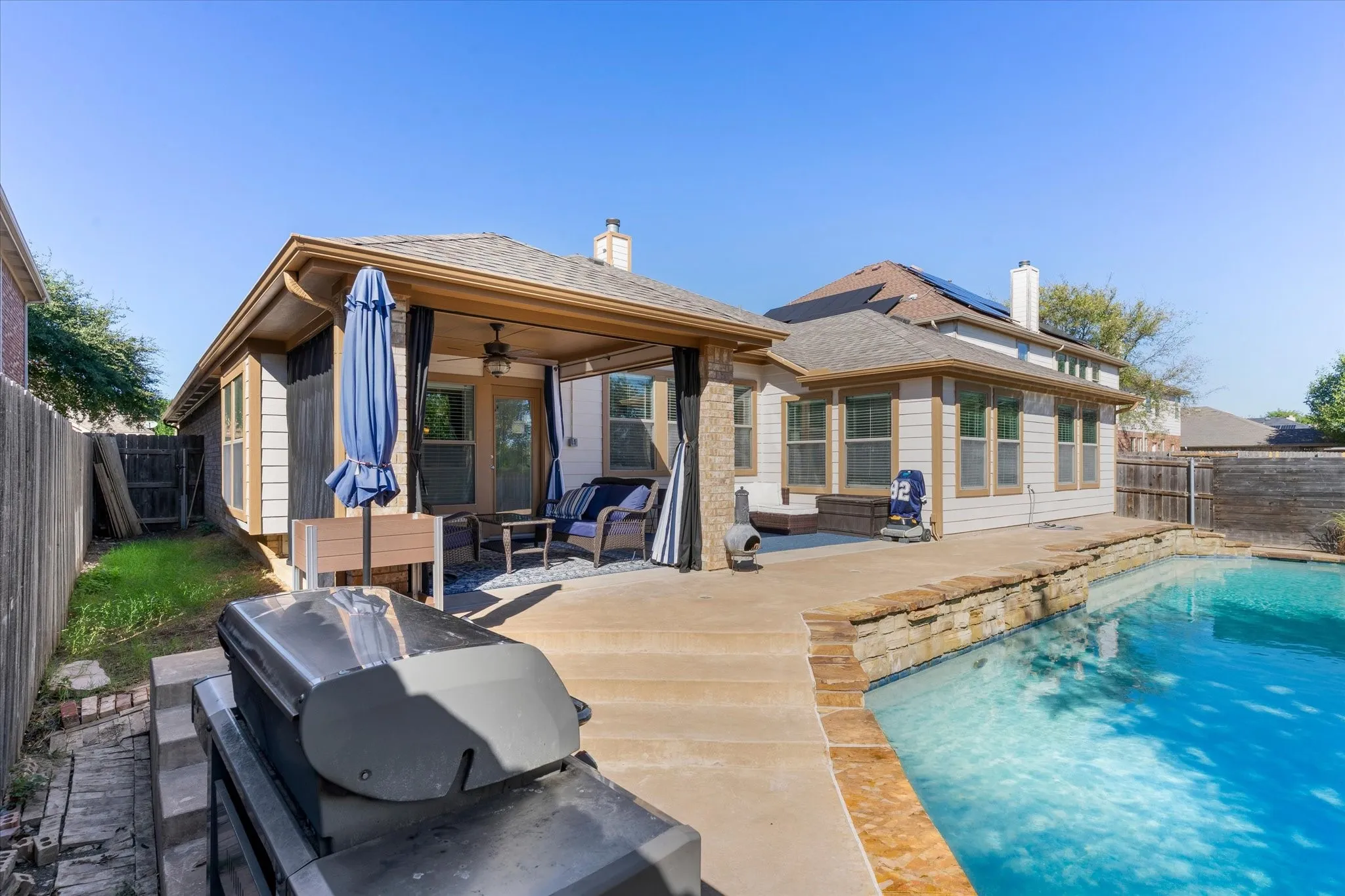 Single Family Residence For Sale in Tarrant County , 1316 Missionary Ridge Trail, Fort Worth, Texas 76131, 4 Bedroom, 2 Bathroom, 2 Garage spaces, 2,385 Sqft, built in 2007, mls#21405681, Real Estate Agent in Fort Worth, Homes For Sale in Tarrant county, Homes For Sale in Fort Worth, Realtor in Fort Worth Texas, Real Estate Brokerage Independent Realty Texas, Luminita Cordes Realtor