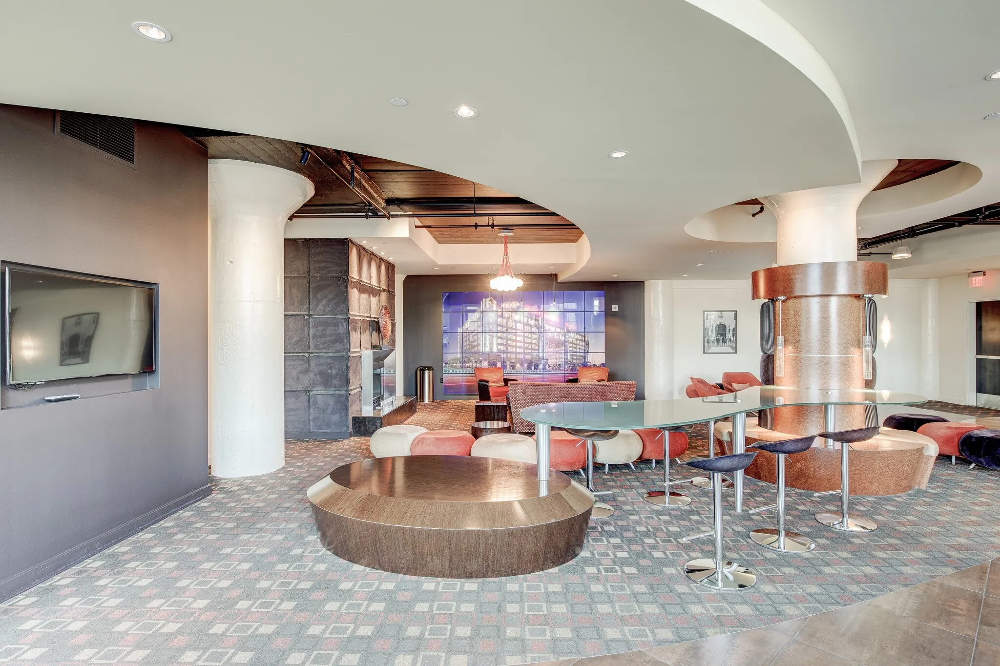Condominium For Sale in Tarrant County , 2600 W 7th Street 1535, Fort Worth, Texas 76107, 1 Bedroom, 1 Bathroom, 1 Garage spaces, 946 Sqft, built in 1928, mls#21410774, Real Estate Agent in Fort Worth, Homes For Sale in Tarrant county, Homes For Sale in Fort Worth, Realtor in Fort Worth Texas, Real Estate Brokerage Independent Realty Texas, Luminita Cordes Realtor
