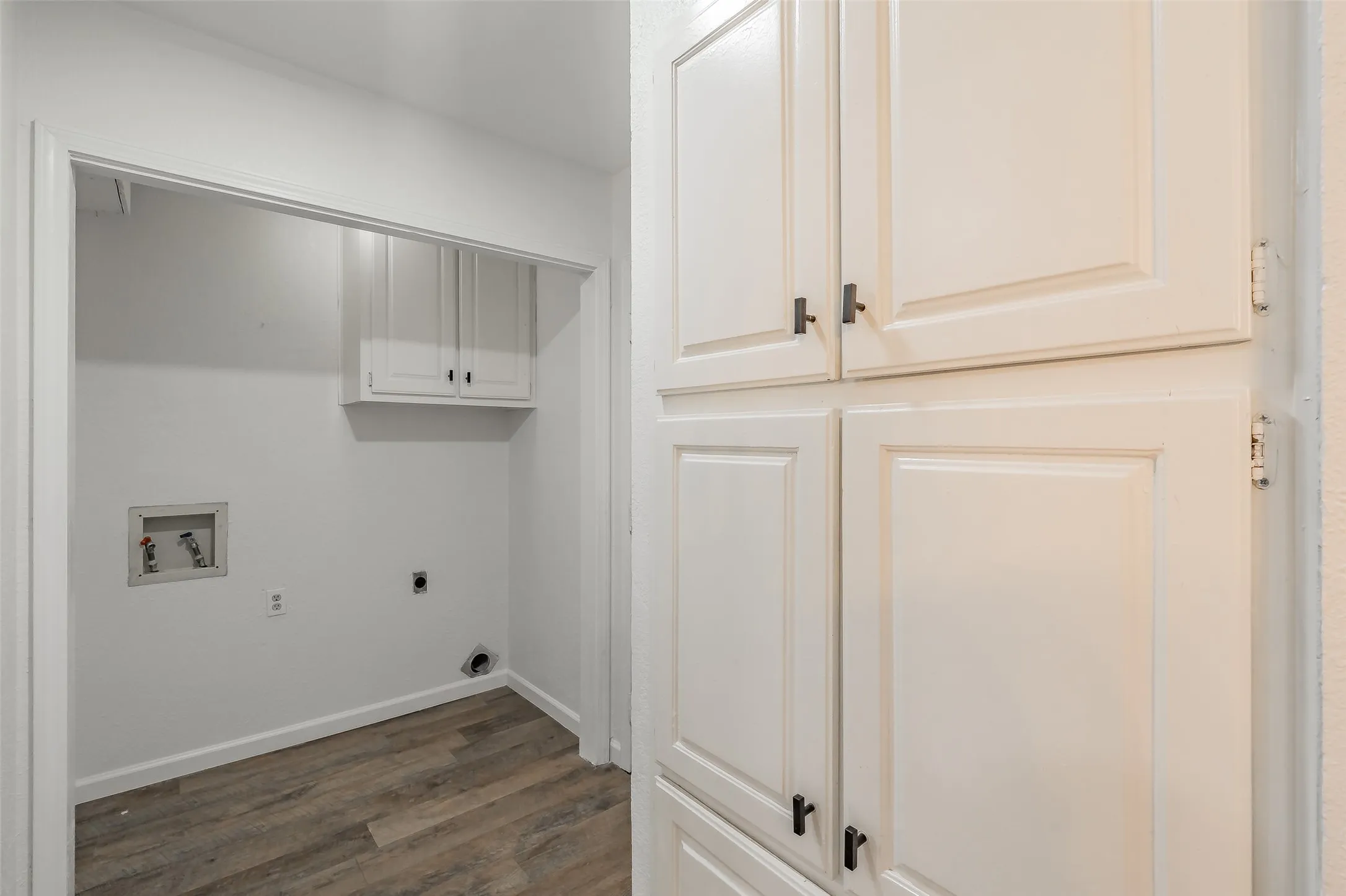 Single Family Residence For Sale in Tarrant County , 6704 Greenacres Drive, North Richland Hills, Texas 76182, 3 Bedroom, 2 Bathroom, 2 Garage spaces, 1,647 Sqft, built in 1978, mls#21410616, Real Estate Agent in North Richland Hills, Homes For Sale in Tarrant county, Homes For Sale in North Richland Hills, Realtor in North Richland Hills Texas, Real Estate Brokerage Independent Realty Texas, Luminita Cordes Realtor
