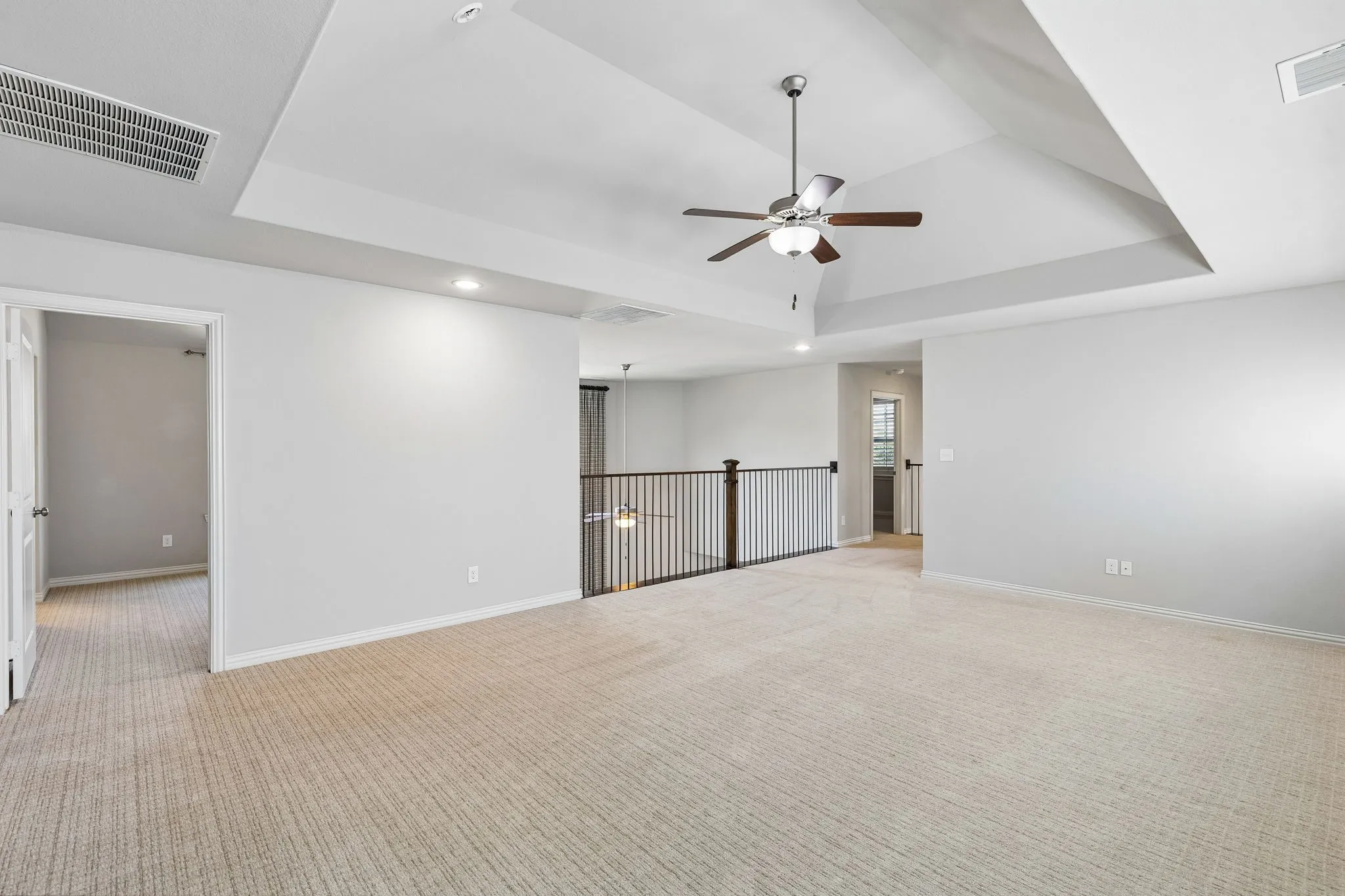Single Family Residence For Sale in Collin County , 618 Cano Street, Allen, Texas 75002, 4 Bedroom, 4 Bathroom, 2 Garage spaces, 3,369 Sqft, built in 2015, mls#21409773, Real Estate Agent in Allen, Homes For Sale in Collin county, Homes For Sale in Allen, Realtor in Allen Texas, Real Estate Brokerage Independent Realty Texas, Luminita Cordes Realtor