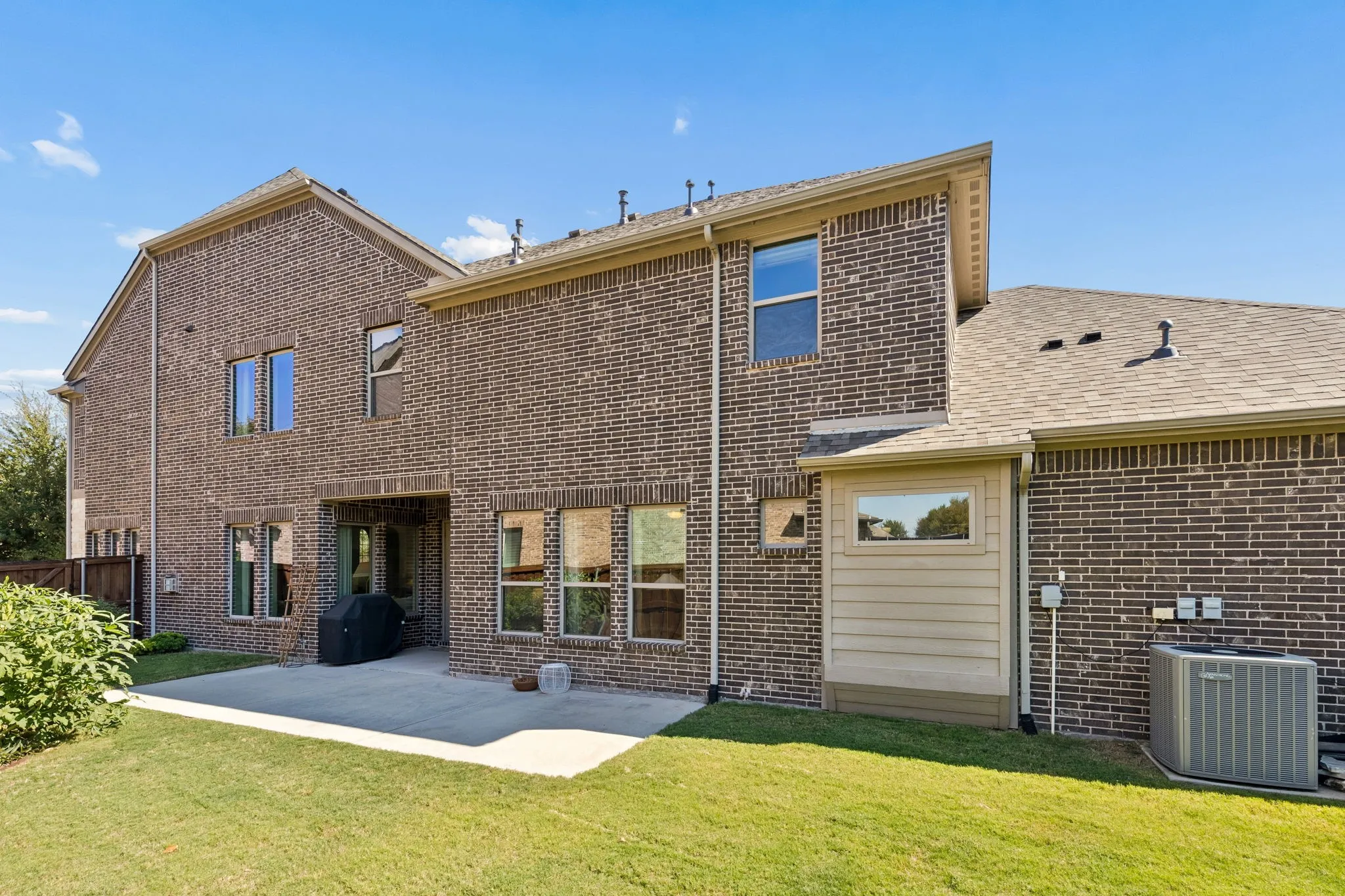 Single Family Residence For Sale in Collin County , 618 Cano Street, Allen, Texas 75002, 4 Bedroom, 4 Bathroom, 2 Garage spaces, 3,369 Sqft, built in 2015, mls#21409773, Real Estate Agent in Allen, Homes For Sale in Collin county, Homes For Sale in Allen, Realtor in Allen Texas, Real Estate Brokerage Independent Realty Texas, Luminita Cordes Realtor