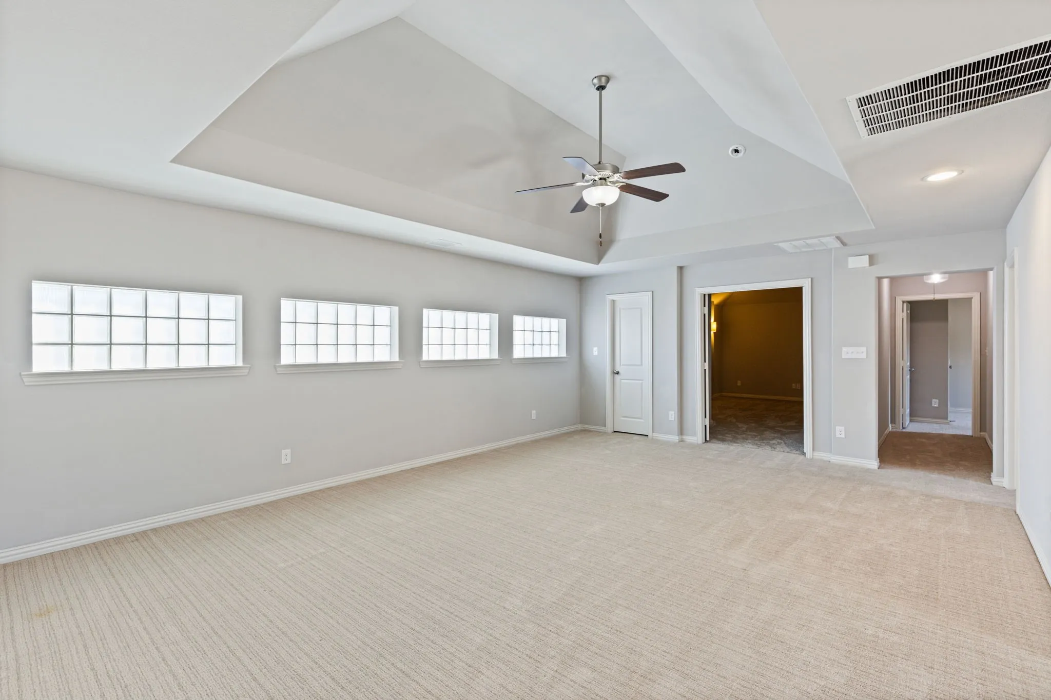 Single Family Residence For Sale in Collin County , 618 Cano Street, Allen, Texas 75002, 4 Bedroom, 4 Bathroom, 2 Garage spaces, 3,369 Sqft, built in 2015, mls#21409773, Real Estate Agent in Allen, Homes For Sale in Collin county, Homes For Sale in Allen, Realtor in Allen Texas, Real Estate Brokerage Independent Realty Texas, Luminita Cordes Realtor