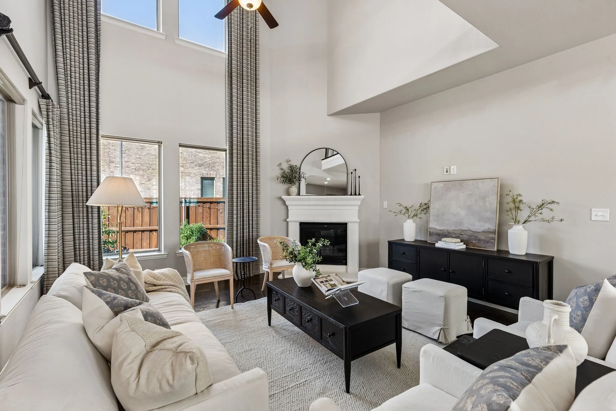 Single Family Residence For Sale in Collin County , 618 Cano Street, Allen, Texas 75002, 4 Bedroom, 4 Bathroom, 2 Garage spaces, 3,369 Sqft, built in 2015, mls#21409773, Real Estate Agent in Allen, Homes For Sale in Collin county, Homes For Sale in Allen, Realtor in Allen Texas, Real Estate Brokerage Independent Realty Texas, Luminita Cordes Realtor