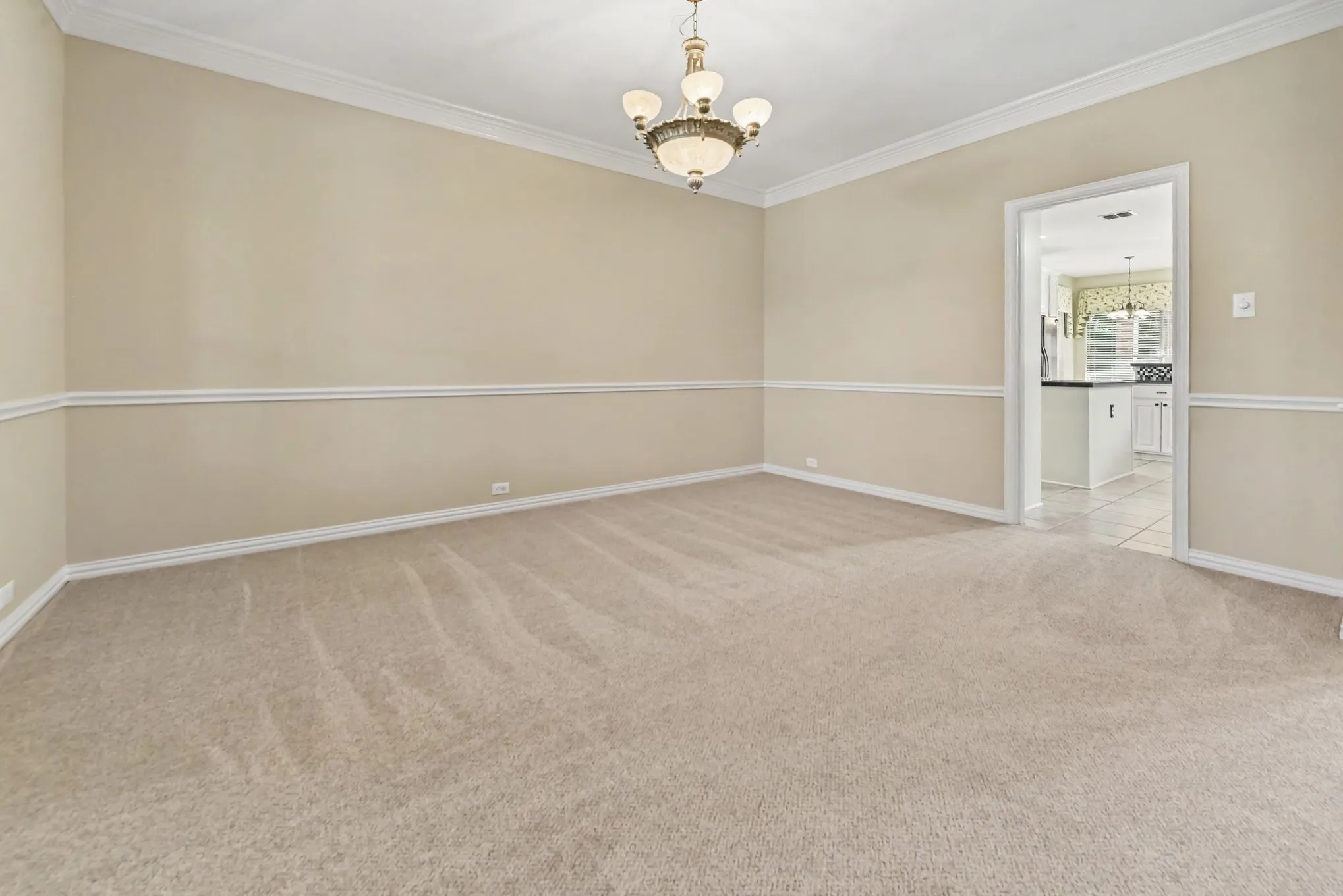 Single Family Residence For Sale in Collin County , 730 Pheasant Run Drive, Murphy, Texas 75094, 5 Bedroom, 4 Bathroom, 3 Garage spaces, 4,140 Sqft, built in 2004, mls#21410686, Real Estate Agent in Murphy, Homes For Sale in Collin county, Homes For Sale in Murphy, Realtor in Murphy Texas, Real Estate Brokerage Independent Realty Texas, Luminita Cordes Realtor