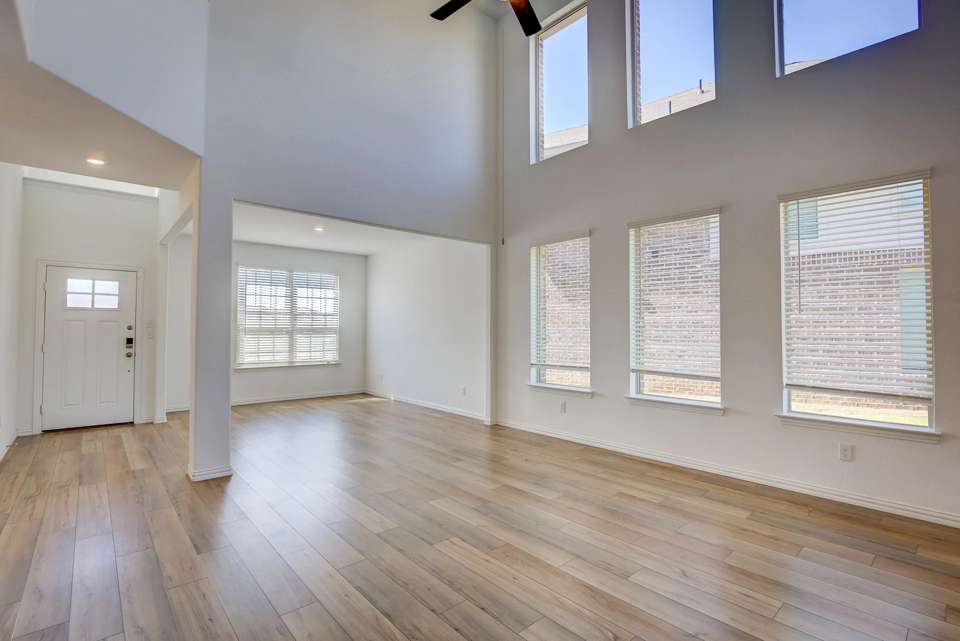Single Family Residence For Rent in Tarrant County , 10013 Elkhorn Drive, Fort Worth, Texas 76179, 4 Bedroom, 3 Bathroom, 2 Garage spaces, 2,128 Sqft, built in 2023, mls#21411587, Real Estate Agent in Fort Worth, Homes For Rent in Tarrant county, Homes For Rent in Fort Worth, Realtor in Fort Worth Texas, Real Estate Brokerage Independent Realty Texas, Luminita Cordes Realtor