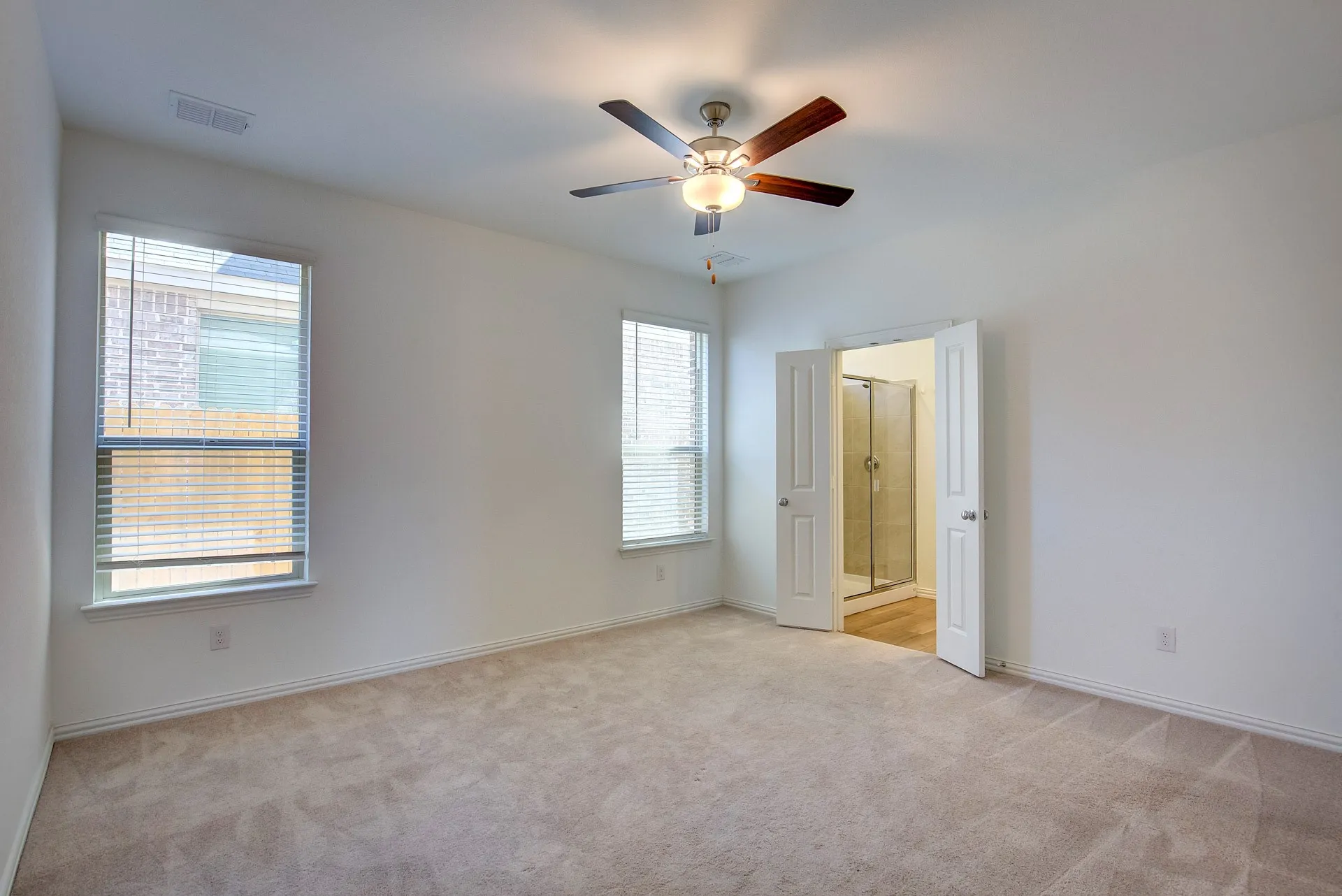 Single Family Residence For Rent in Tarrant County , 10013 Elkhorn Drive, Fort Worth, Texas 76179, 4 Bedroom, 3 Bathroom, 2 Garage spaces, 2,128 Sqft, built in 2023, mls#21411587, Real Estate Agent in Fort Worth, Homes For Rent in Tarrant county, Homes For Rent in Fort Worth, Realtor in Fort Worth Texas, Real Estate Brokerage Independent Realty Texas, Luminita Cordes Realtor