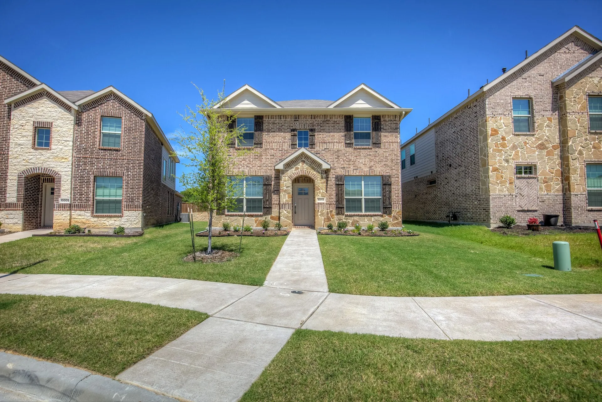 Single Family Residence For Rent in Tarrant County , 10013 Elkhorn Drive, Fort Worth, Texas 76179, 4 Bedroom, 3 Bathroom, 2 Garage spaces, 2,128 Sqft, built in 2023, mls#21411587, Real Estate Agent in Fort Worth, Homes For Rent in Tarrant county, Homes For Rent in Fort Worth, Realtor in Fort Worth Texas, Real Estate Brokerage Independent Realty Texas, Luminita Cordes Realtor