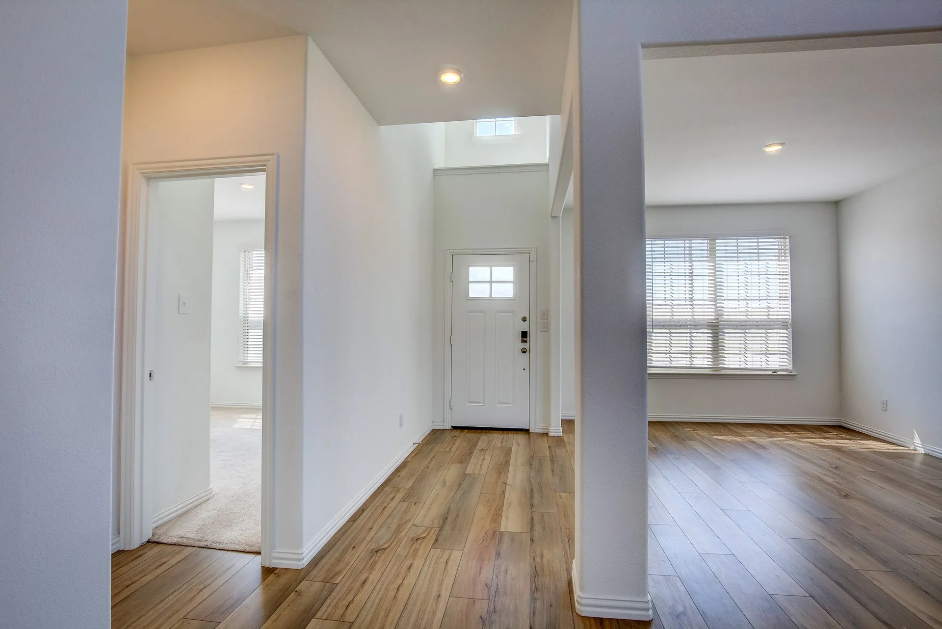 Single Family Residence For Rent in Tarrant County , 10013 Elkhorn Drive, Fort Worth, Texas 76179, 4 Bedroom, 3 Bathroom, 2 Garage spaces, 2,128 Sqft, built in 2023, mls#21411587, Real Estate Agent in Fort Worth, Homes For Rent in Tarrant county, Homes For Rent in Fort Worth, Realtor in Fort Worth Texas, Real Estate Brokerage Independent Realty Texas, Luminita Cordes Realtor