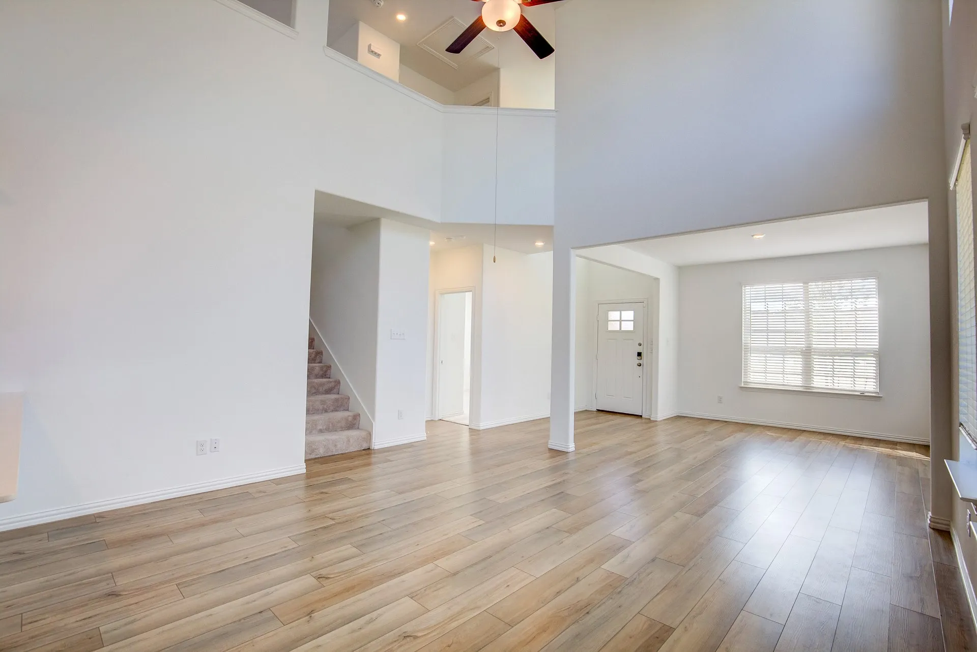 Single Family Residence For Rent in Tarrant County , 10013 Elkhorn Drive, Fort Worth, Texas 76179, 4 Bedroom, 3 Bathroom, 2 Garage spaces, 2,128 Sqft, built in 2023, mls#21411587, Real Estate Agent in Fort Worth, Homes For Rent in Tarrant county, Homes For Rent in Fort Worth, Realtor in Fort Worth Texas, Real Estate Brokerage Independent Realty Texas, Luminita Cordes Realtor