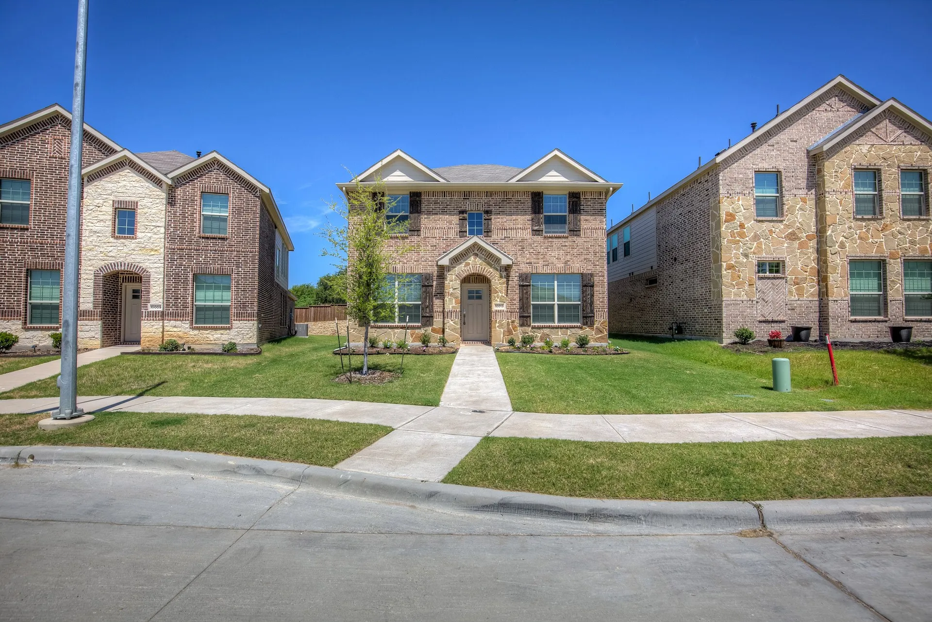 Single Family Residence For Rent