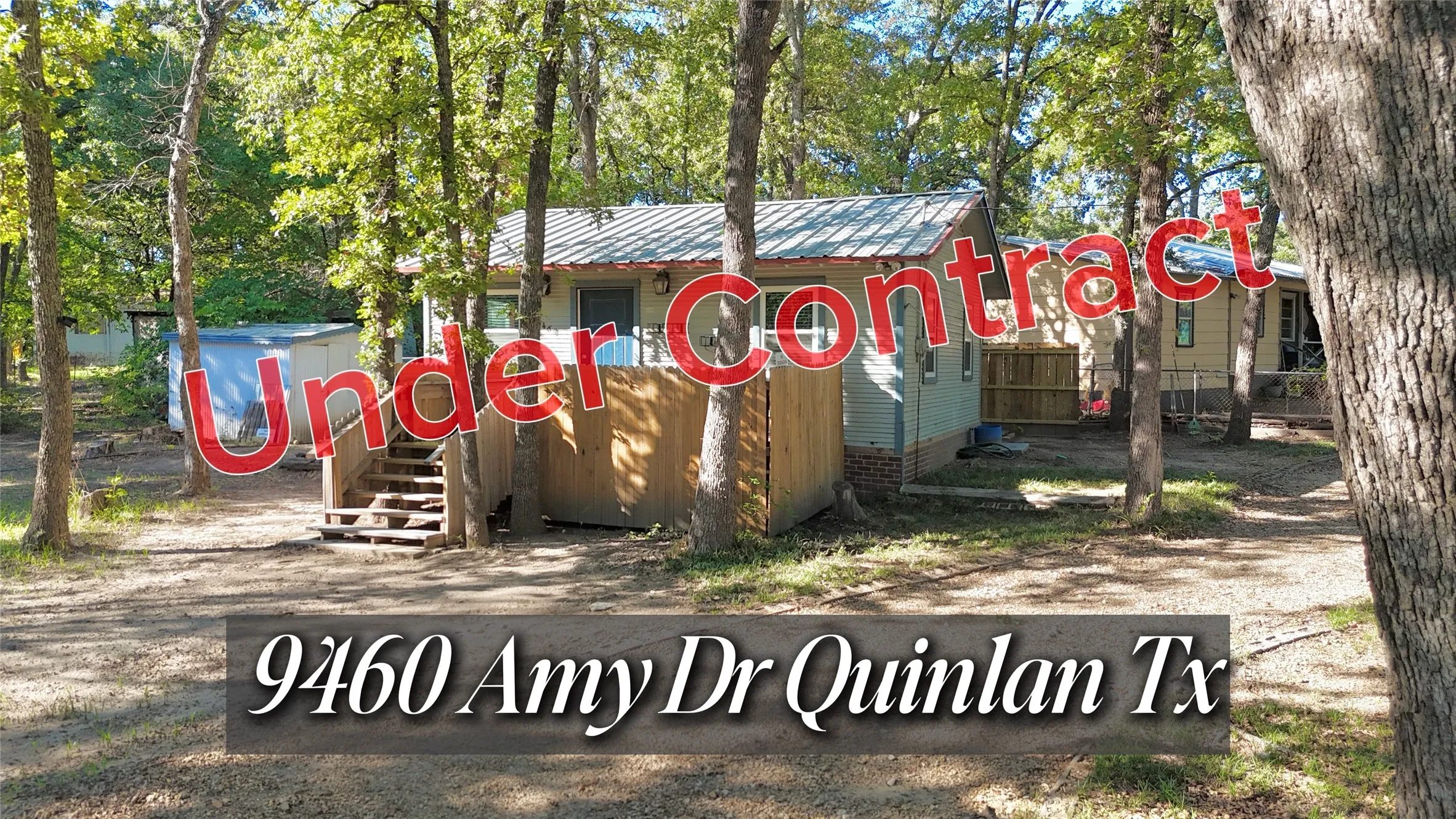 Single Family Residence For Sale in Hunt County , 9460 Amy Drive, Hawk Cove, Texas 75474, 1 Bedroom, 1 Bathroom, Garage spaces, 575 Sqft, built in 1974, mls#21407521, Real Estate Agent in Hawk Cove, Homes For Sale in Hunt county, Homes For Sale in Hawk Cove, Realtor in Hawk Cove Texas, Real Estate Brokerage Independent Realty Texas, Luminita Cordes Realtor