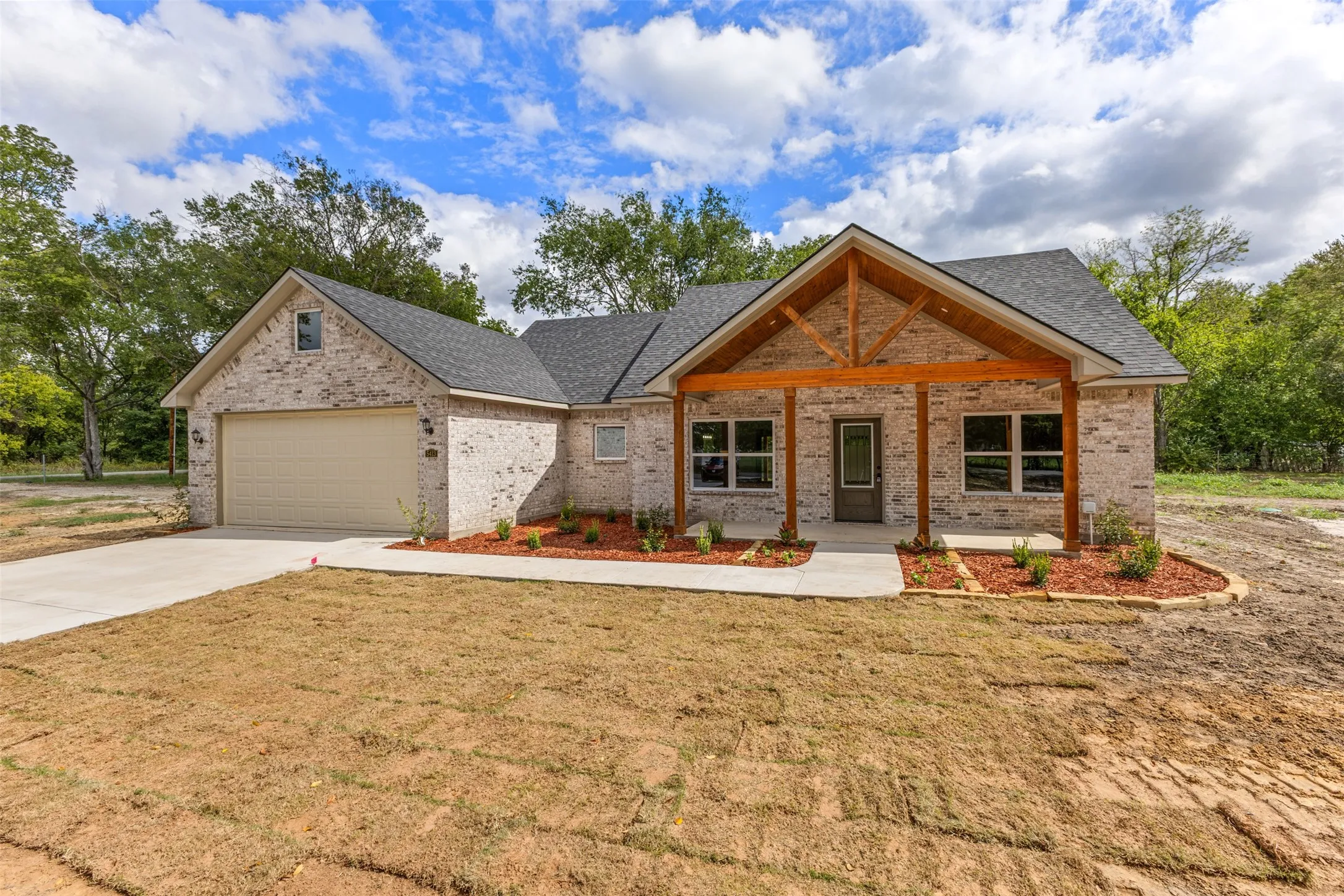 Single Family Residence For Sale in Hunt County , 5413 County Line Road 2252, Quinlan, Texas 75474, 3 Bedroom, 2 Bathroom, 2 Garage spaces, 1,830 Sqft, built in 2026, mls#21411539, Real Estate Agent in Quinlan, Homes For Sale in Hunt county, Homes For Sale in Quinlan, Realtor in Quinlan Texas, Real Estate Brokerage Independent Realty Texas, Luminita Cordes Realtor