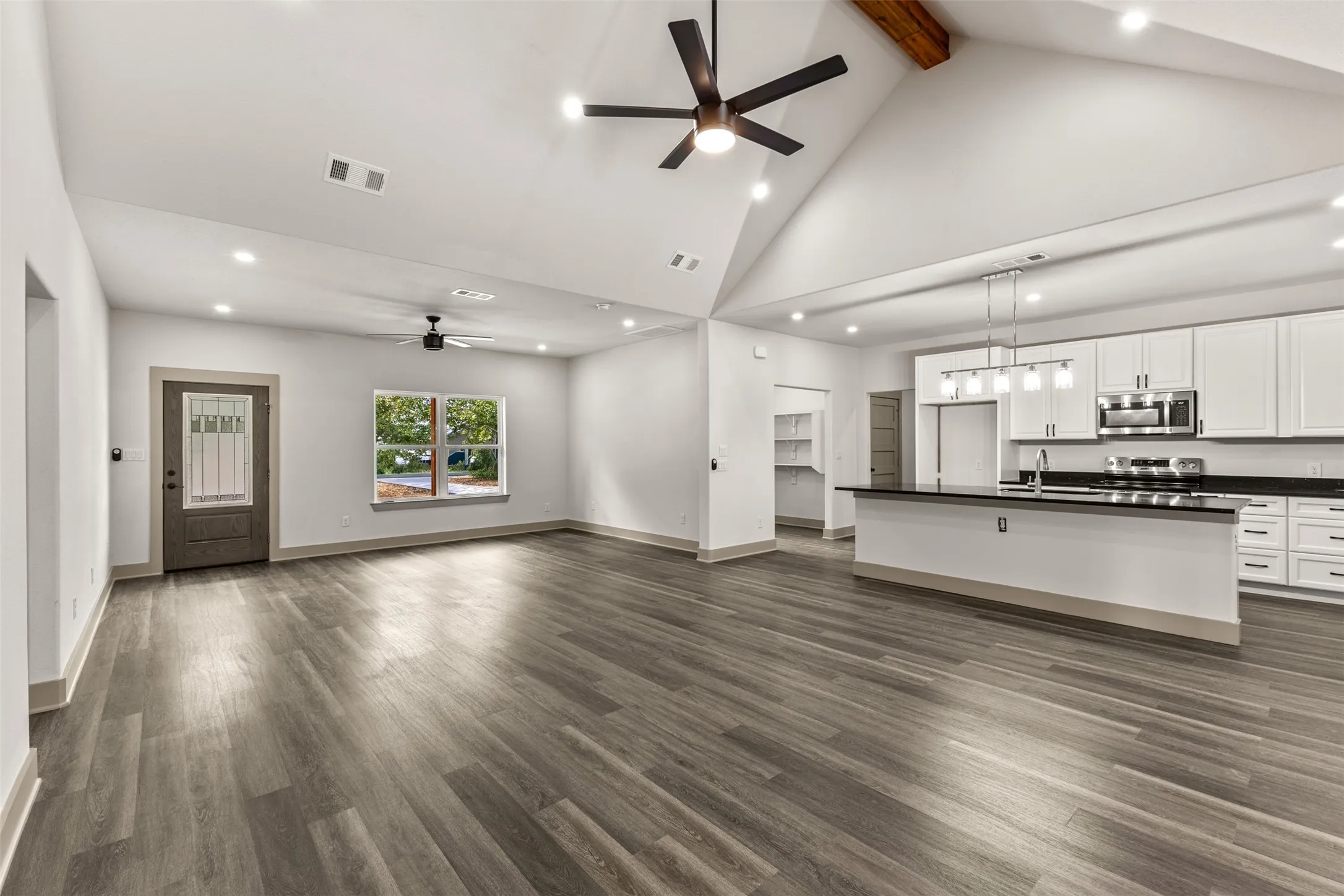 Single Family Residence For Sale in Hunt County , 5413 County Line Road 2252, Quinlan, Texas 75474, 3 Bedroom, 2 Bathroom, 2 Garage spaces, 1,830 Sqft, built in 2026, mls#21411539, Real Estate Agent in Quinlan, Homes For Sale in Hunt county, Homes For Sale in Quinlan, Realtor in Quinlan Texas, Real Estate Brokerage Independent Realty Texas, Luminita Cordes Realtor