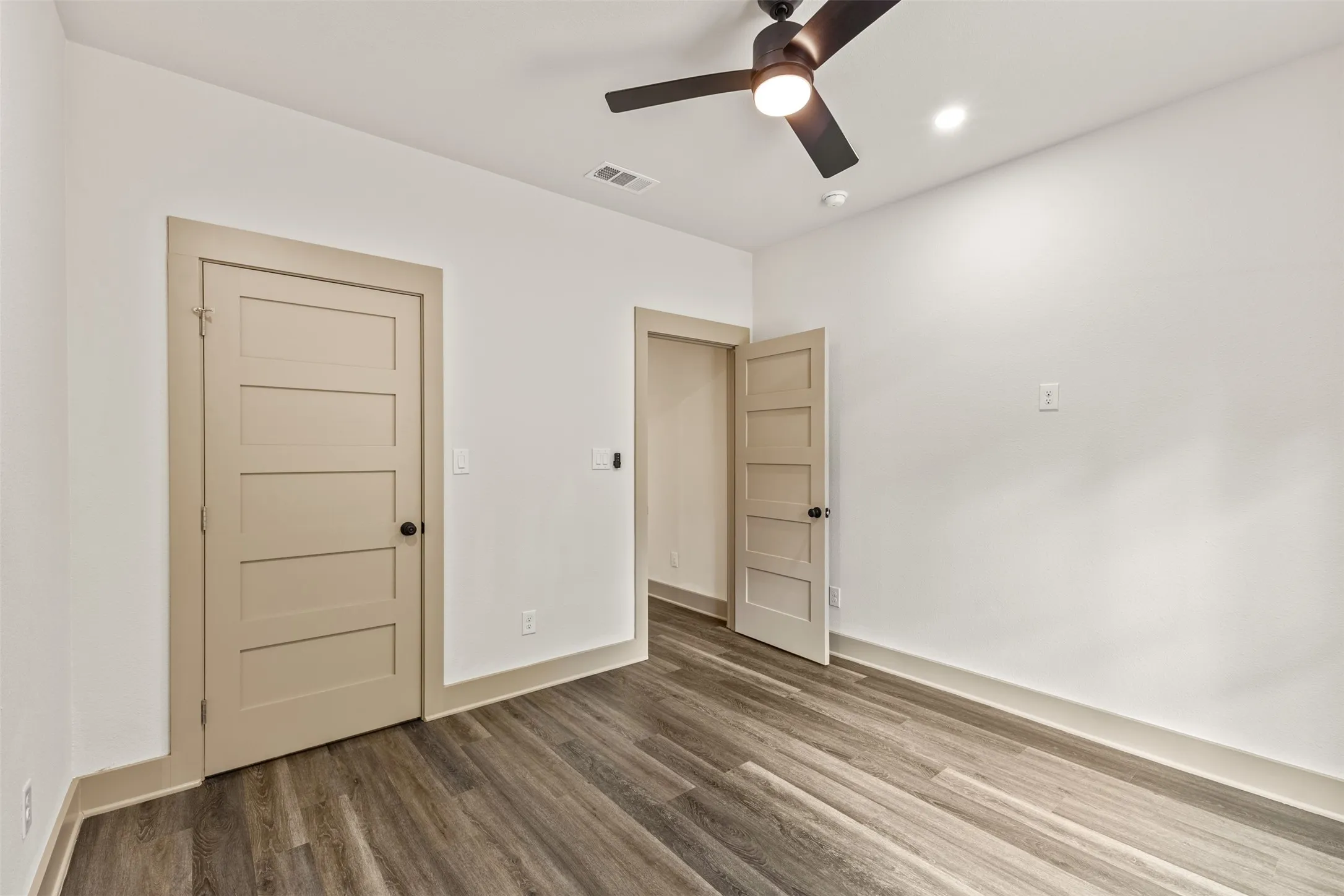 Single Family Residence For Sale in Hunt County , 5413 County Line Road 2252, Quinlan, Texas 75474, 3 Bedroom, 2 Bathroom, 2 Garage spaces, 1,830 Sqft, built in 2026, mls#21411539, Real Estate Agent in Quinlan, Homes For Sale in Hunt county, Homes For Sale in Quinlan, Realtor in Quinlan Texas, Real Estate Brokerage Independent Realty Texas, Luminita Cordes Realtor